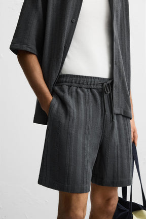 JACQUARD TEXTURED BERMUDA SHORTS - Image 5