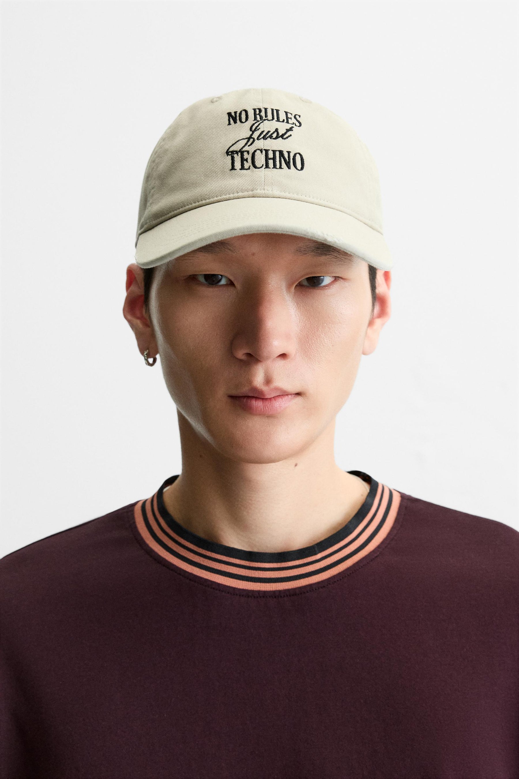 WASHED EMBROIDERY CAP - Image 1
