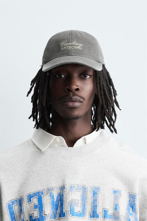 CONTRAST EMBROIDERY CAP - Image 1
