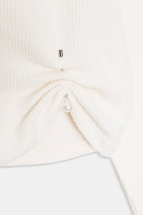 RUSTIC BROOCH SWEATSHIRT