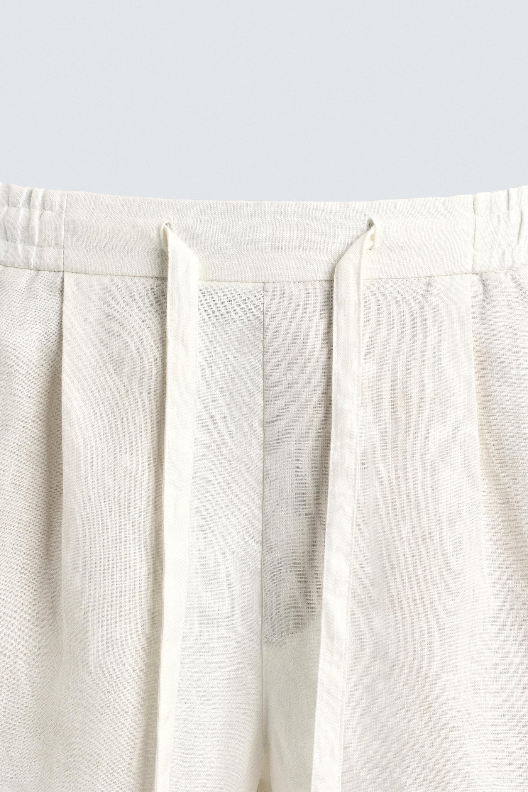 Relaxed Linen Shorts