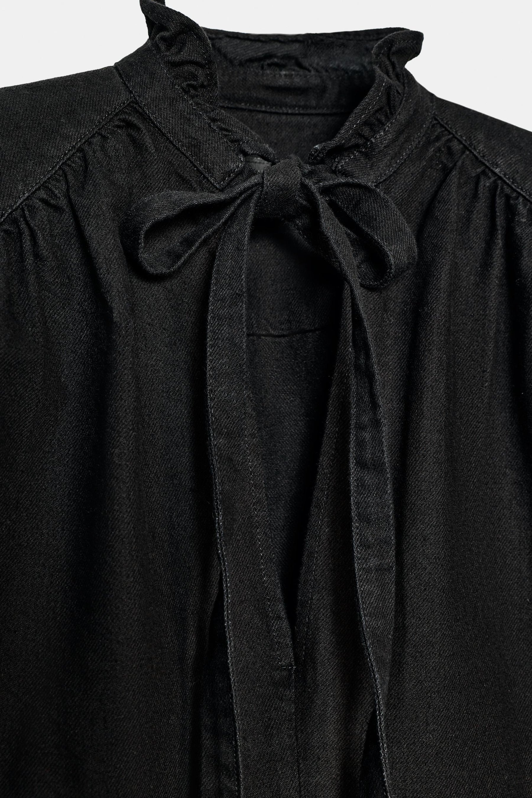 DENIM SHIRT WITH PADS