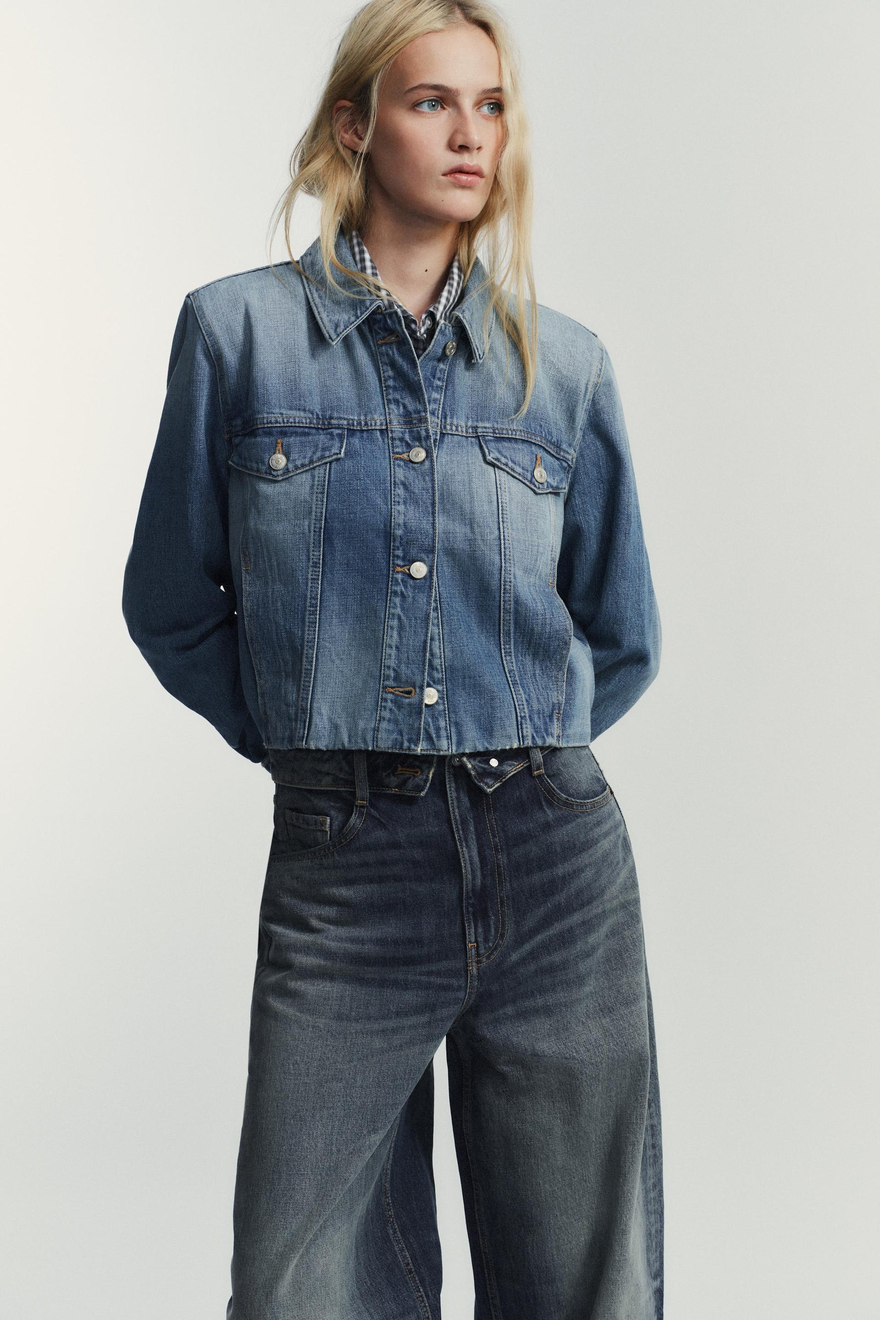 Mid-Waist Folded Waist Jeans