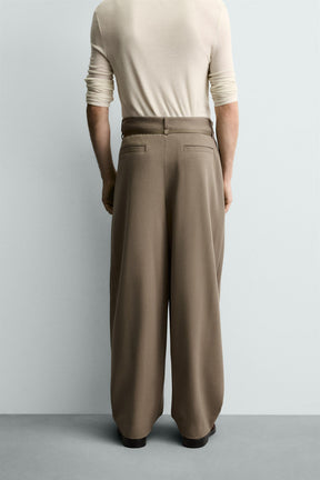 Balloon Fit Trousers