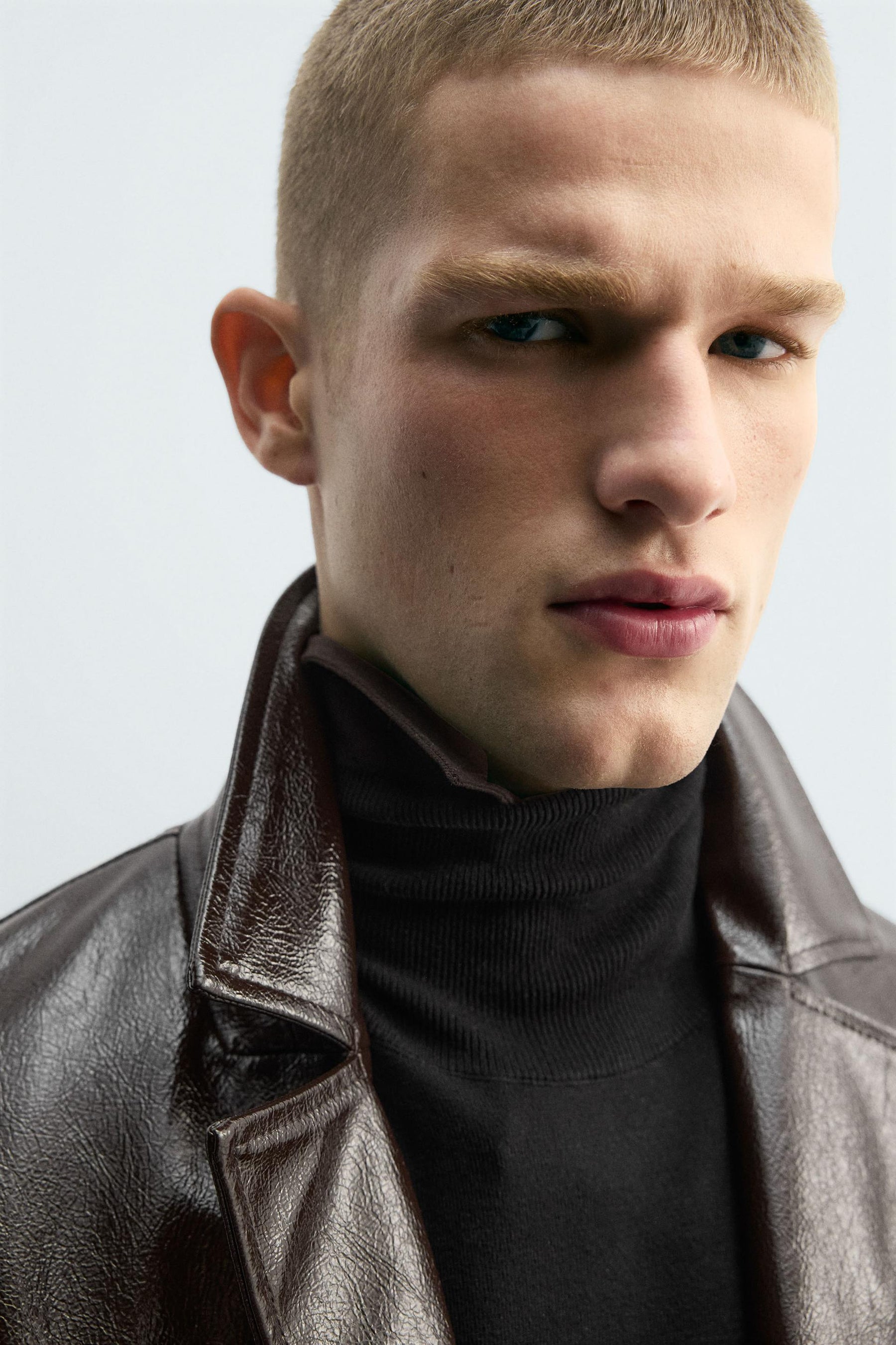 LEATHER EFFECT JACKET - Image 5