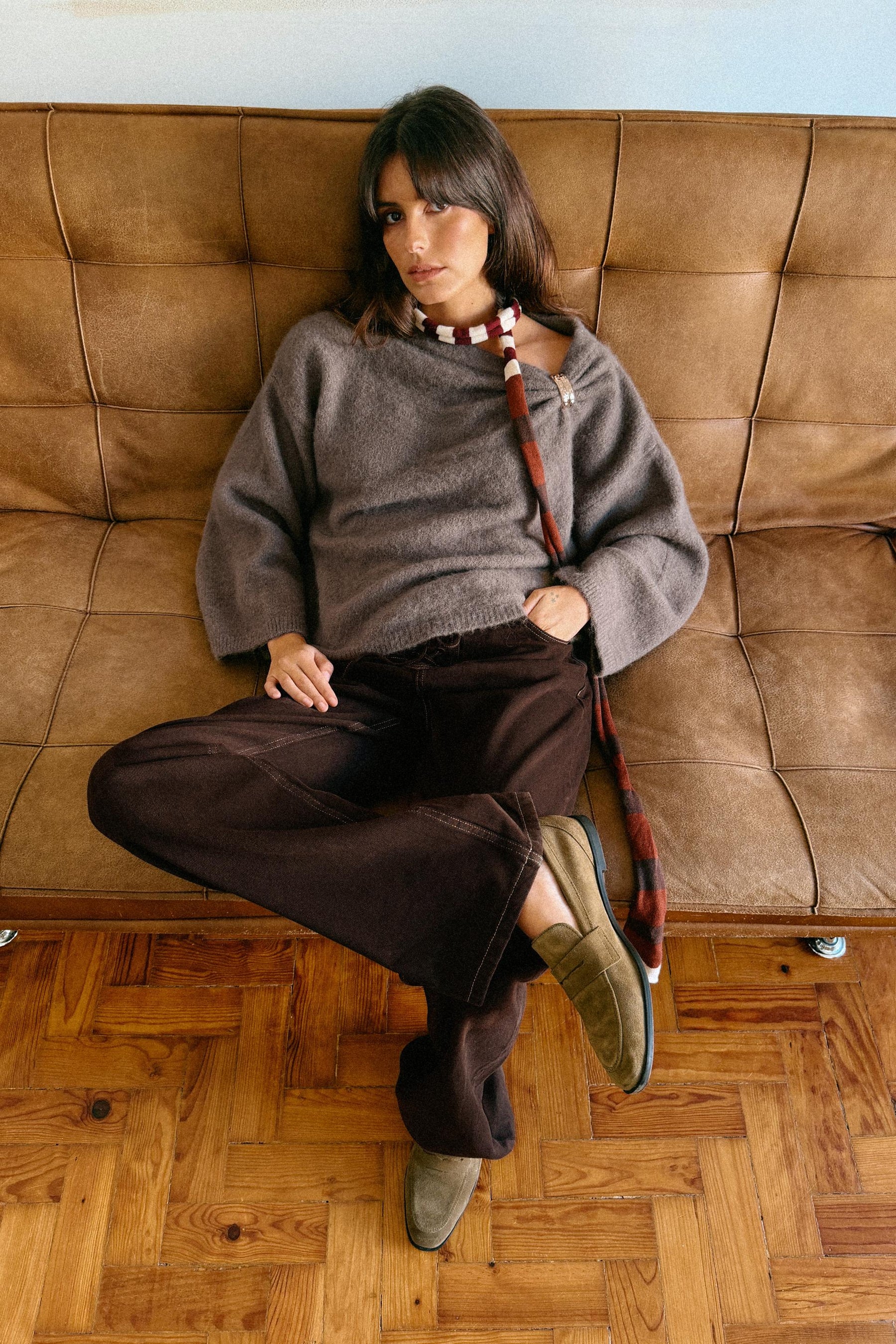 KNIT JUMPER WITH BROOCH