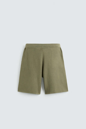 TEXTURED KNITTED BERMUDA SHORTS - Image 7