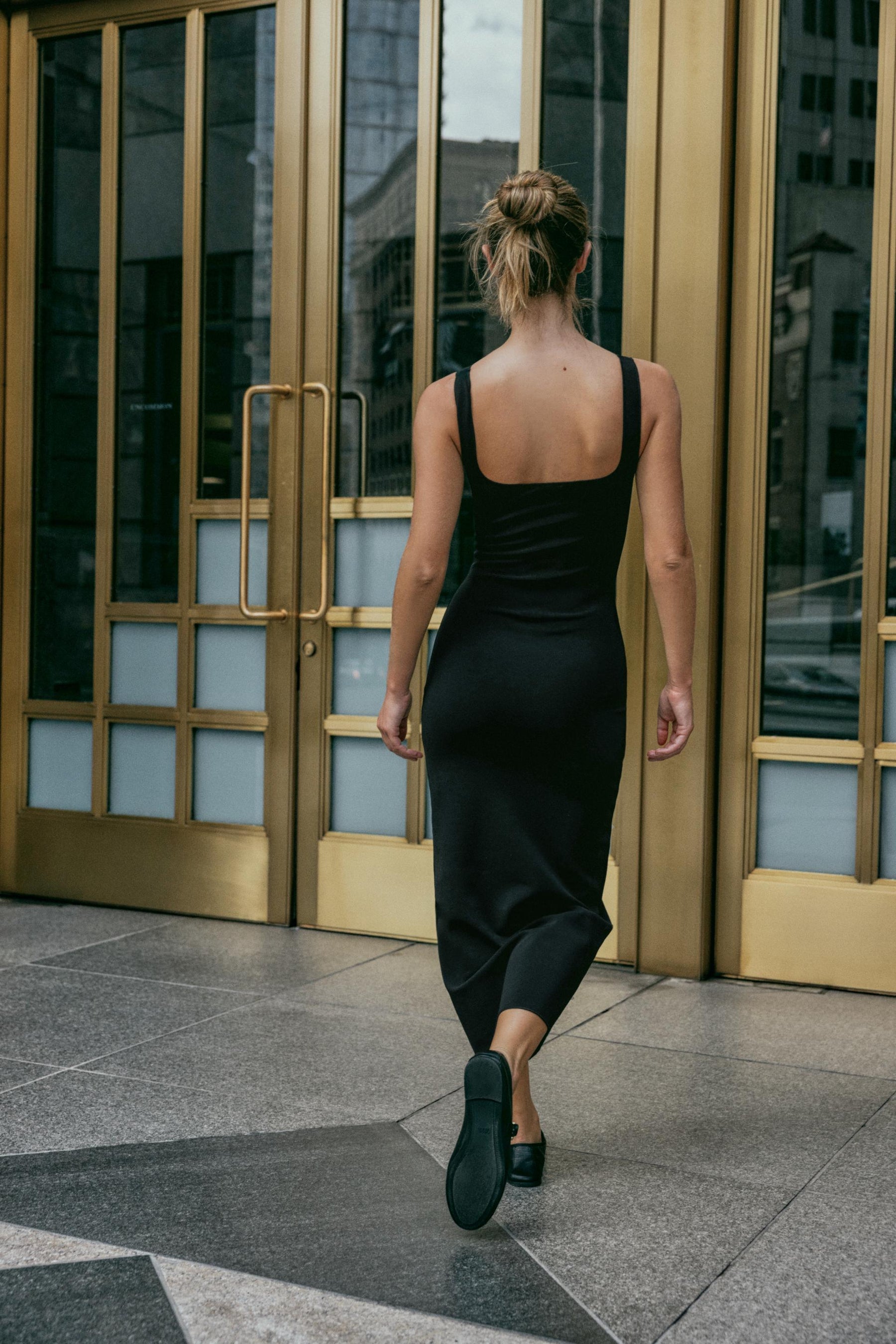 FLORAL STRETCH MIDI DRESS - Image 3