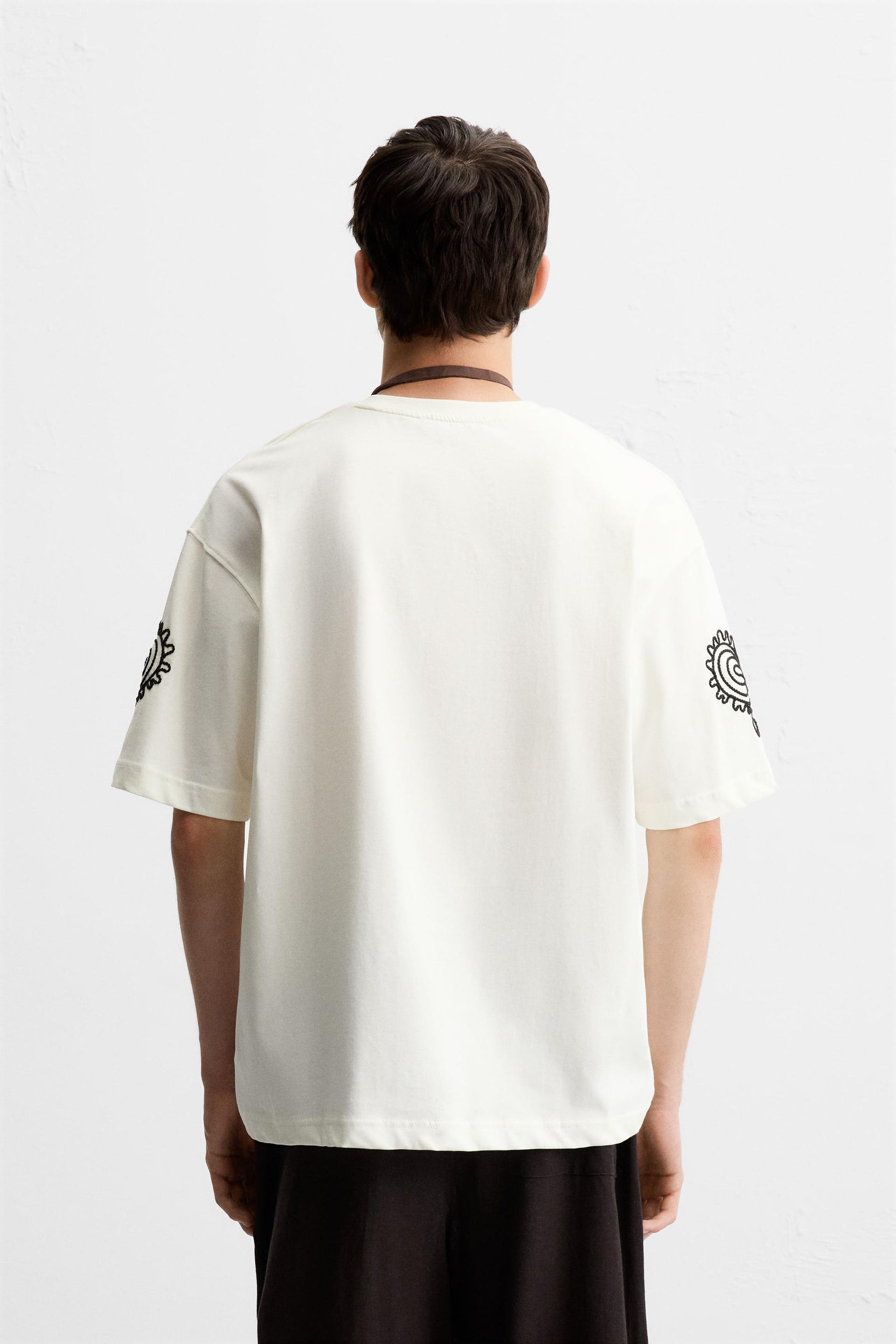 CONTRAST EMBROIDERY SHIRT - Image 3