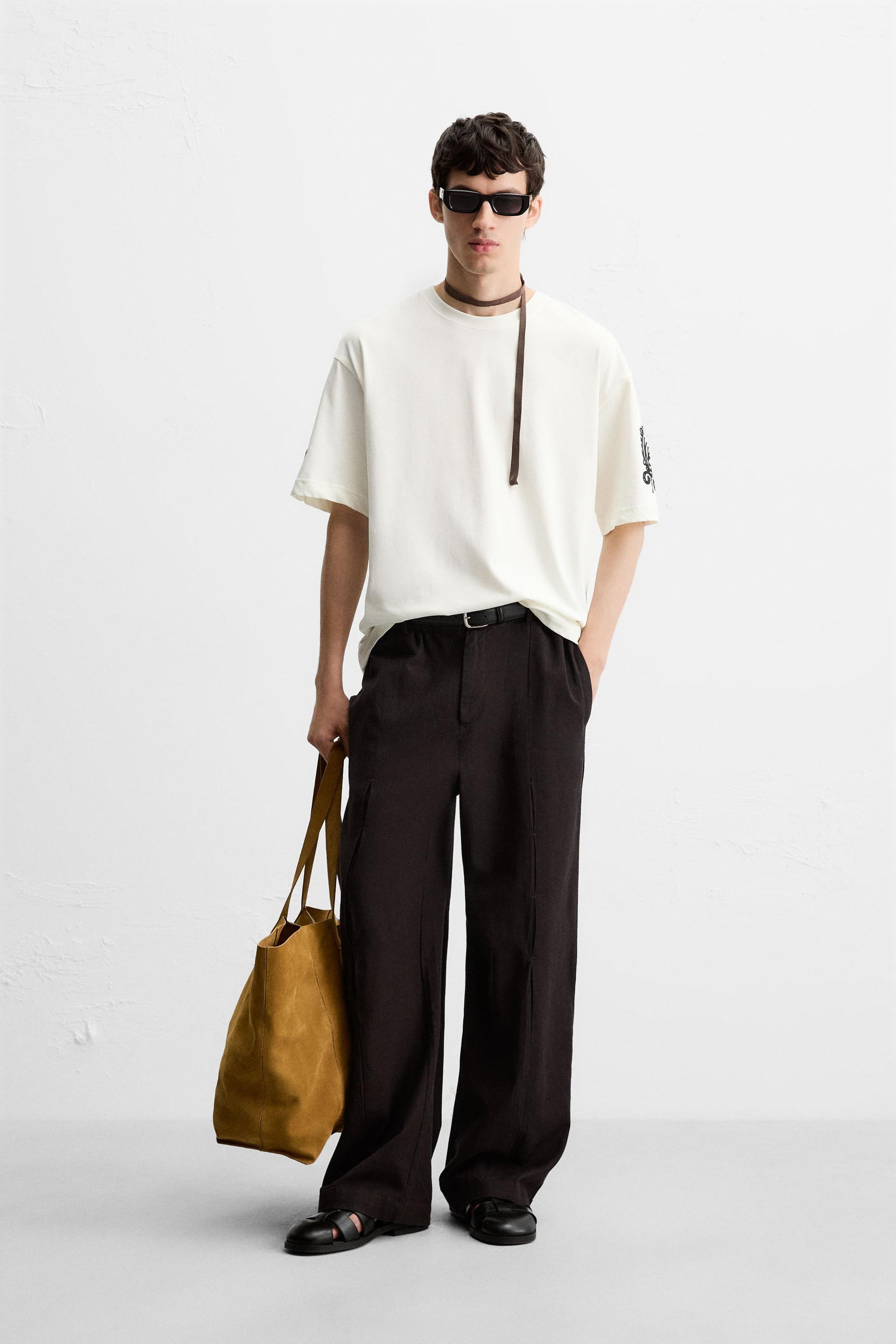 CONTRAST EMBROIDERY SHIRT - Image 1