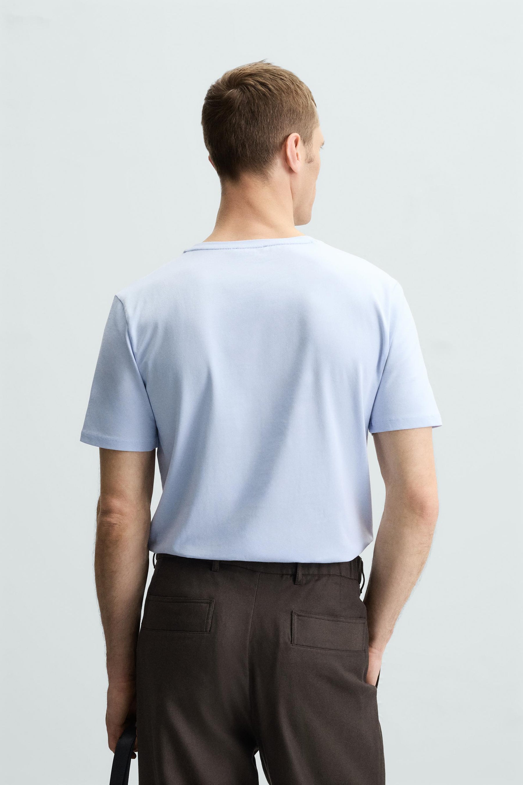 BASIC SLIM FIT T-SHIRT - Image 3