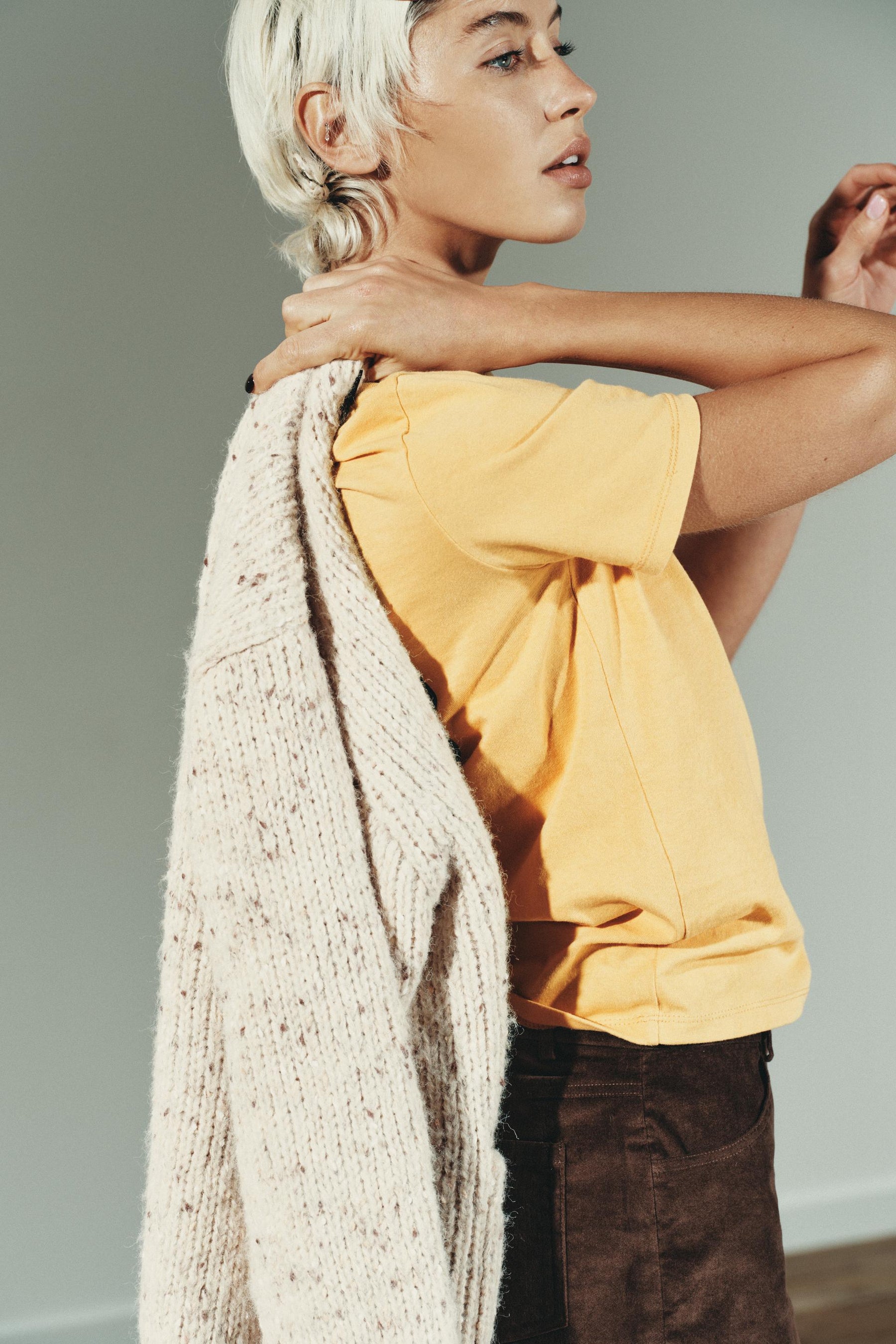 SHORT SLEEVE T-SHIRT