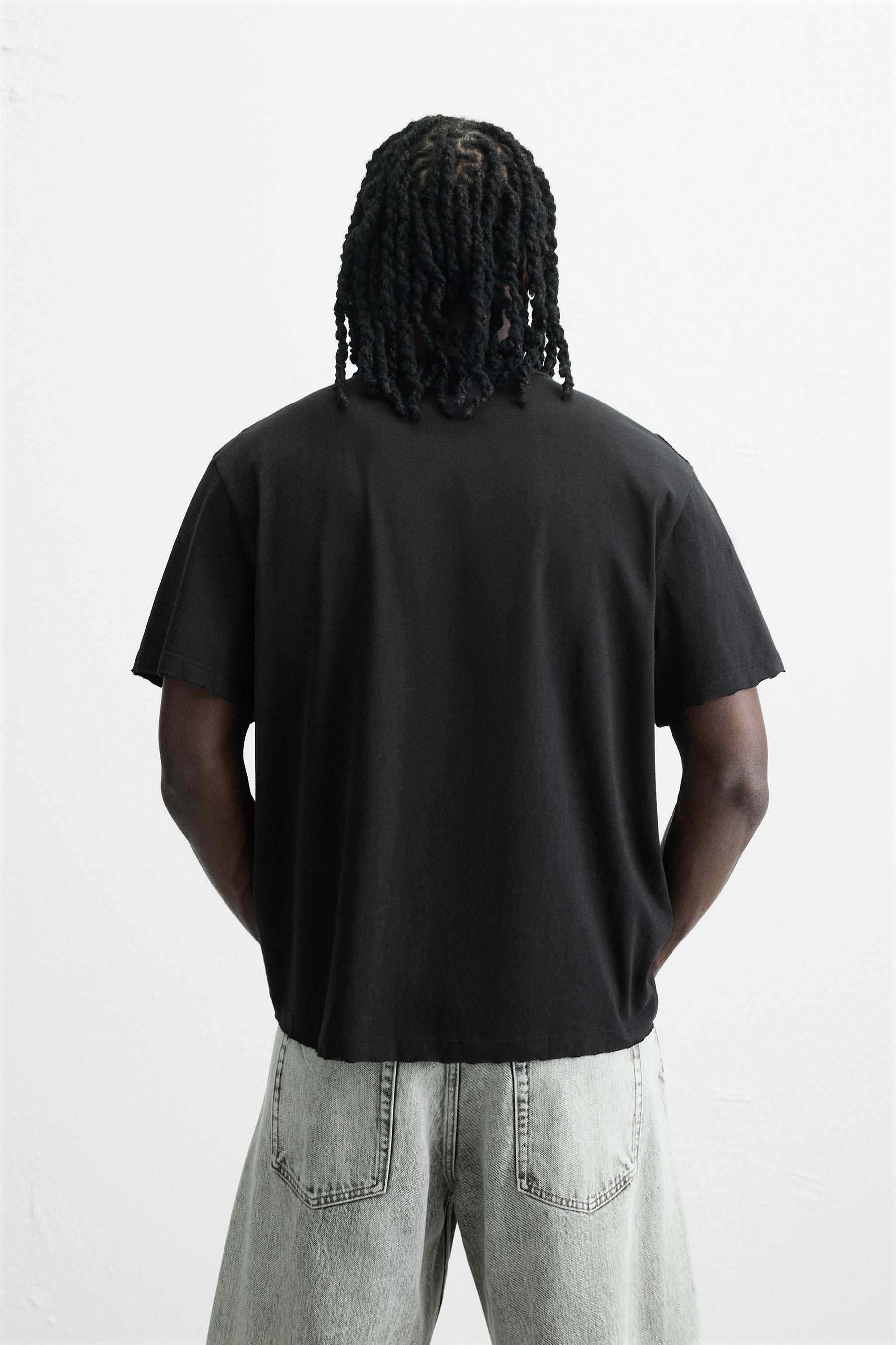 IRREGULAR TEXTURE T-SHIRT - Image 3