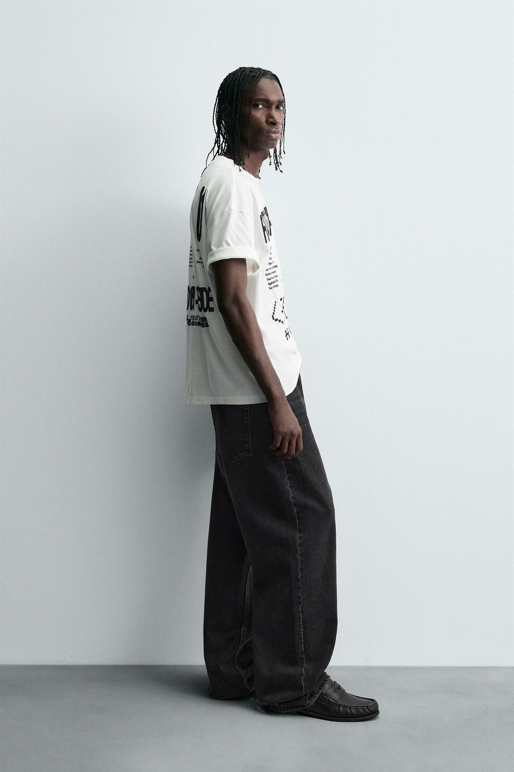 GRAPHIC TEXT T-SHIRT - Image 4