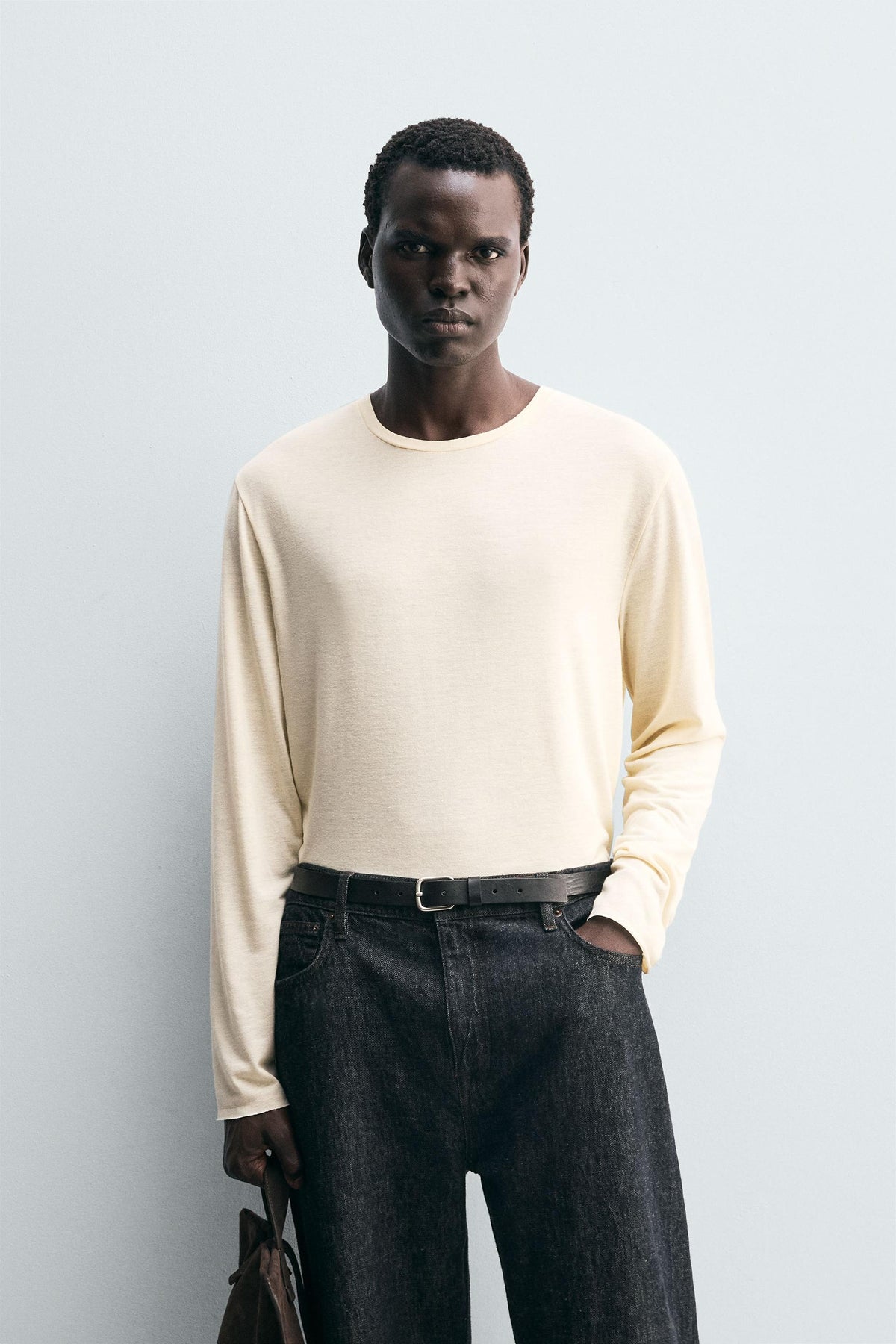 LIGHTWEIGHT LONG SLEEVE T-SHIRT - Image 2