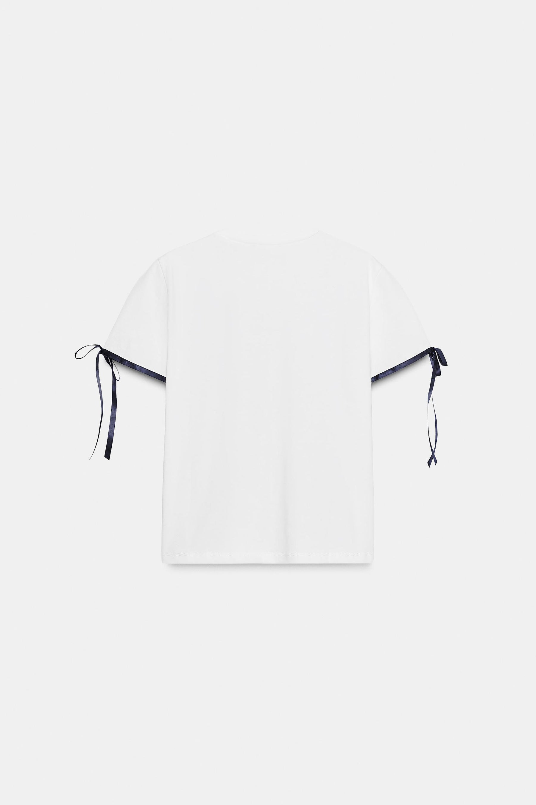 Contrast Bow T-Shirt