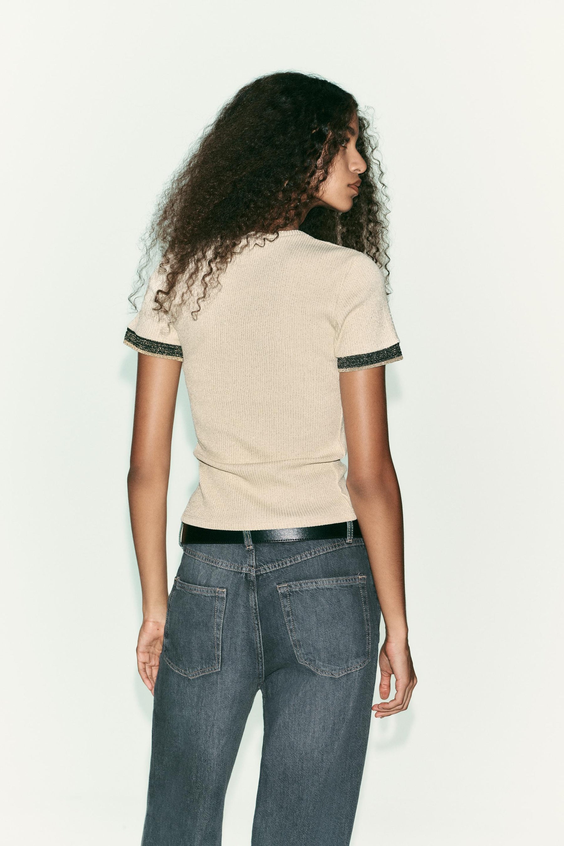 METALLIC KNIT T-SHIRT