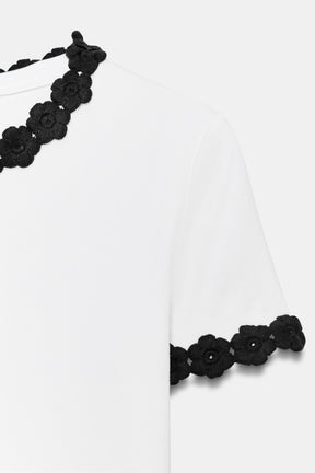 FLOWER DETAIL SHIRT