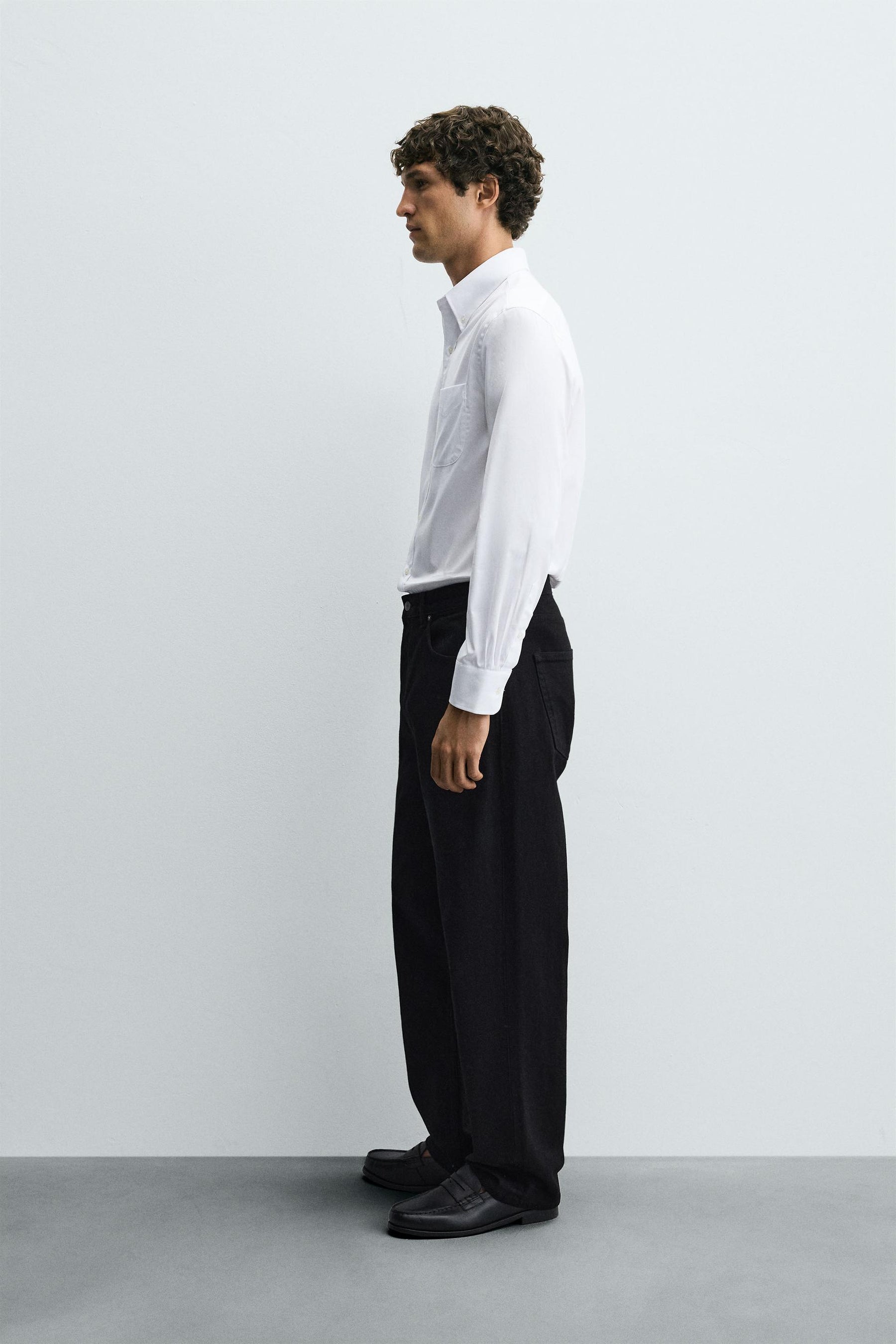 REGULAR FIT BUTTON-DOWN SHIRT - Image 4