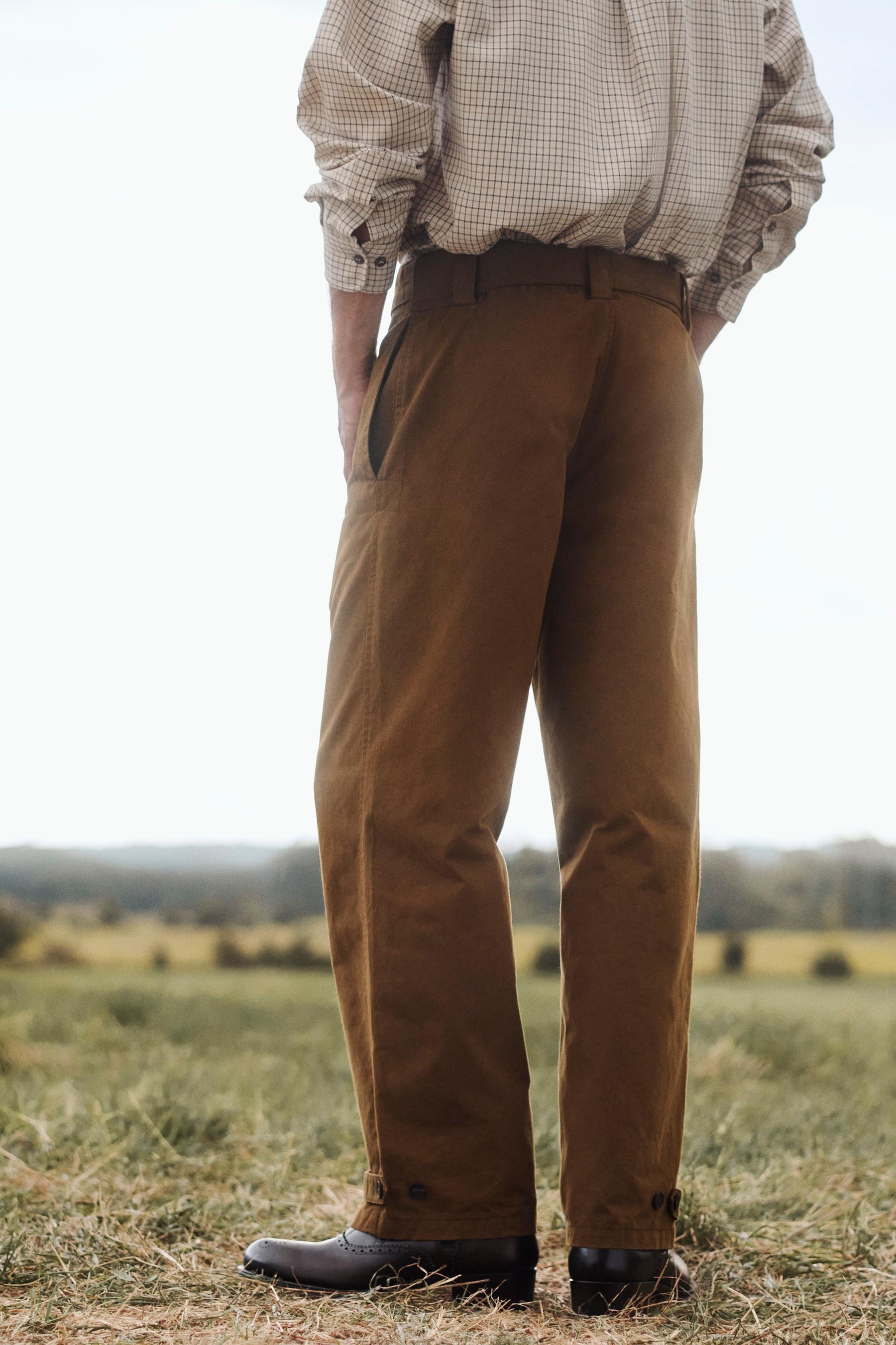 LIMITED EDITION TEXTURED TROUSERS WITH BELT - Image 4