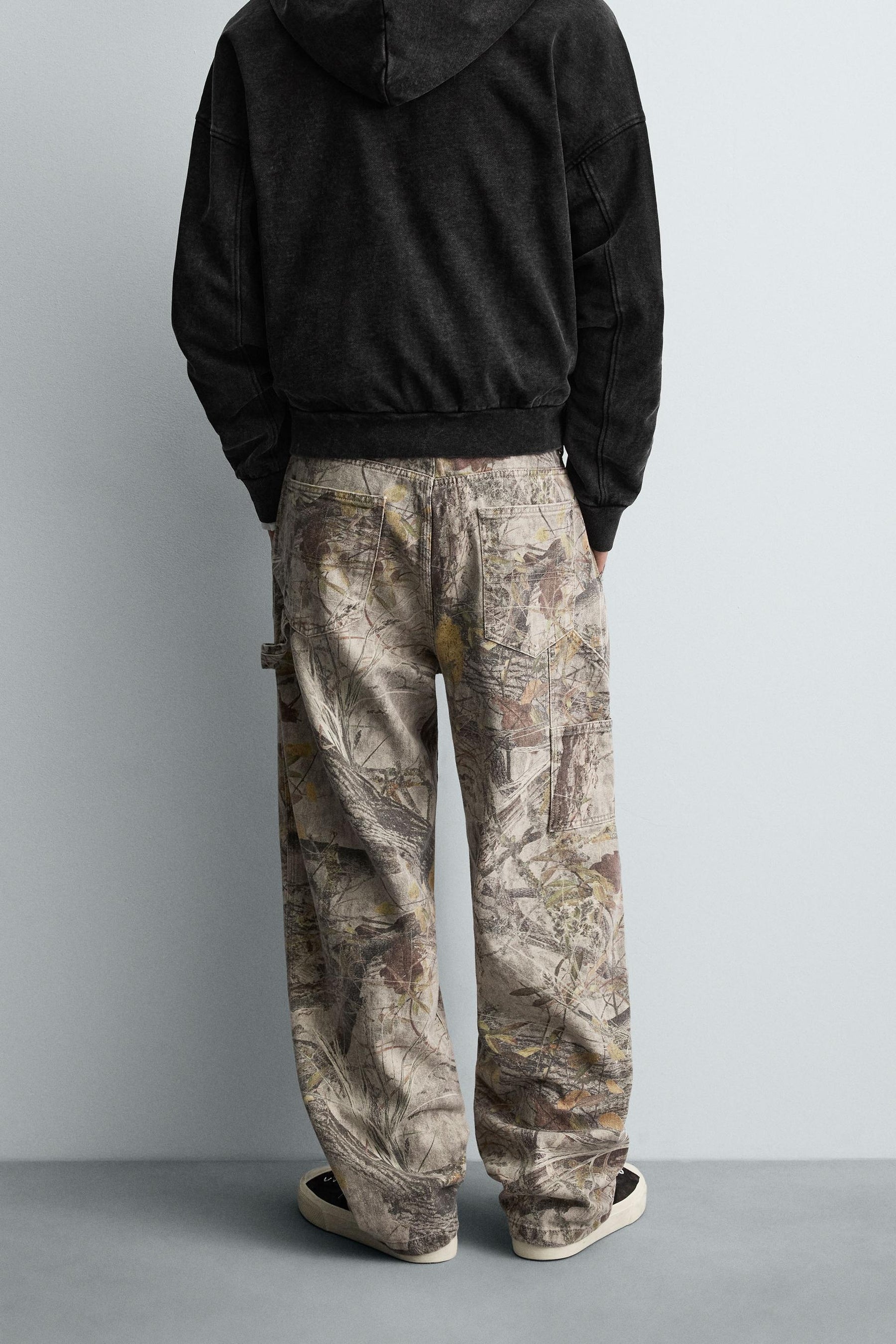 ABSTRACT PRINT CARPENTER TROUSERS - Image 3