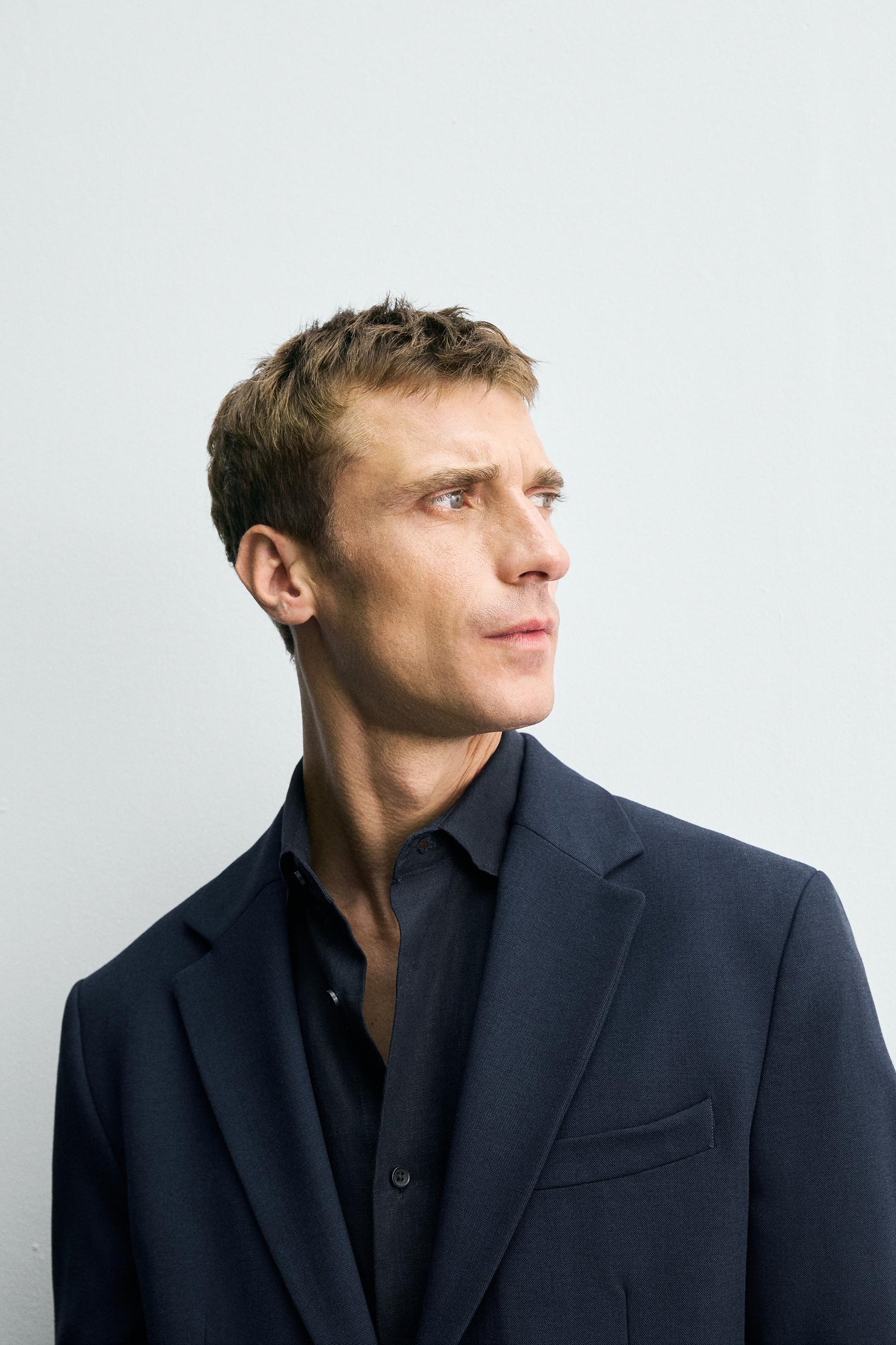 SLIM FIT SUIT BLAZER - Image 5