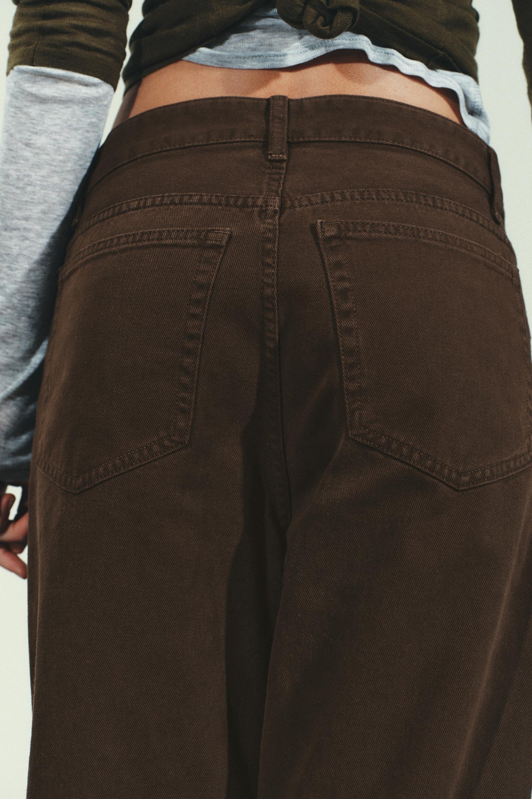 BAGGY MID-WAIST JEANS