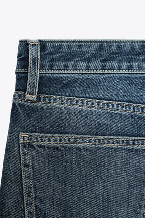 Wide Leg Low-Rise Jeans