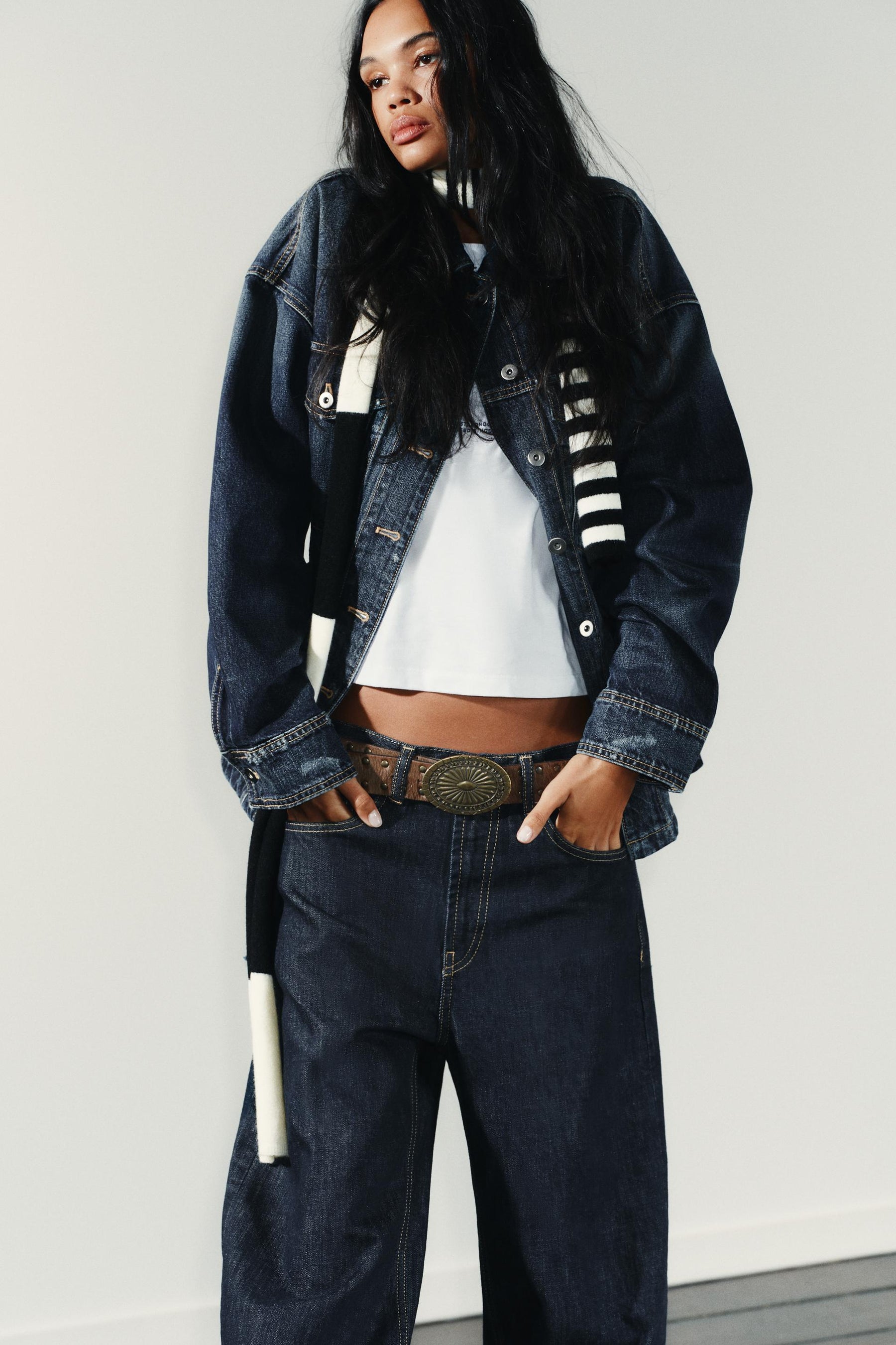 Straight high-waist jeans with