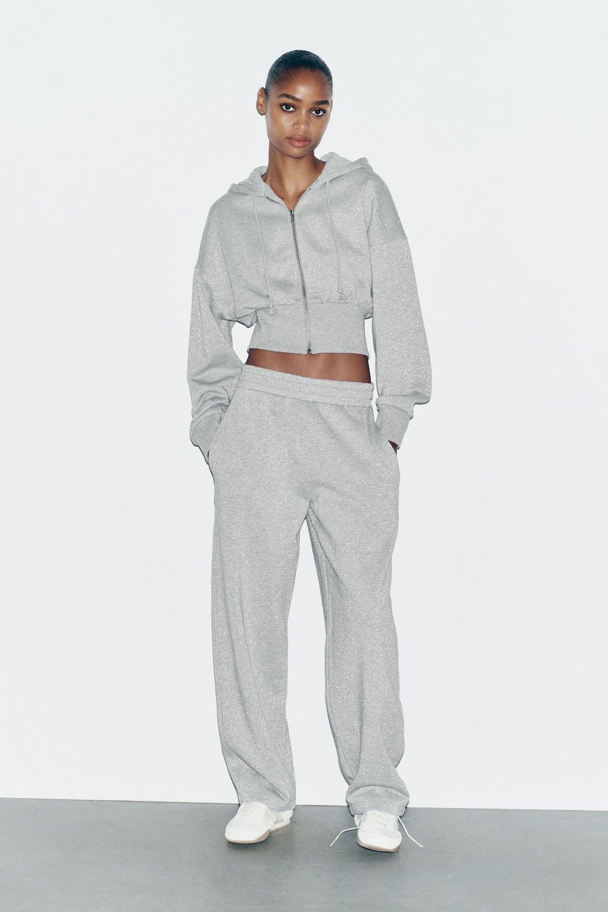 METALLIC THREAD CROP HOODIE