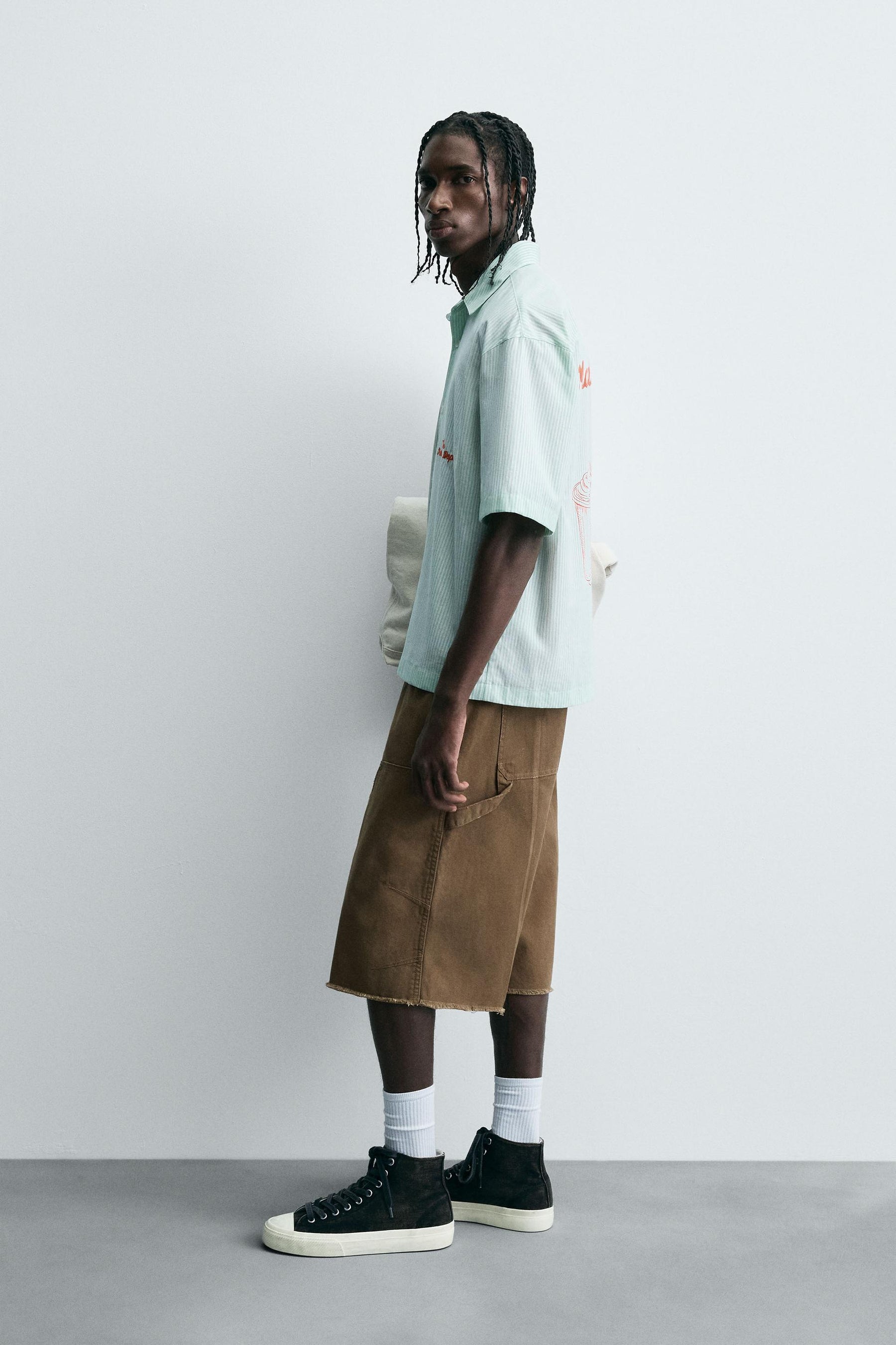 STRIPED SHIRT WITH CONTRAST SLOGAN - Image 4