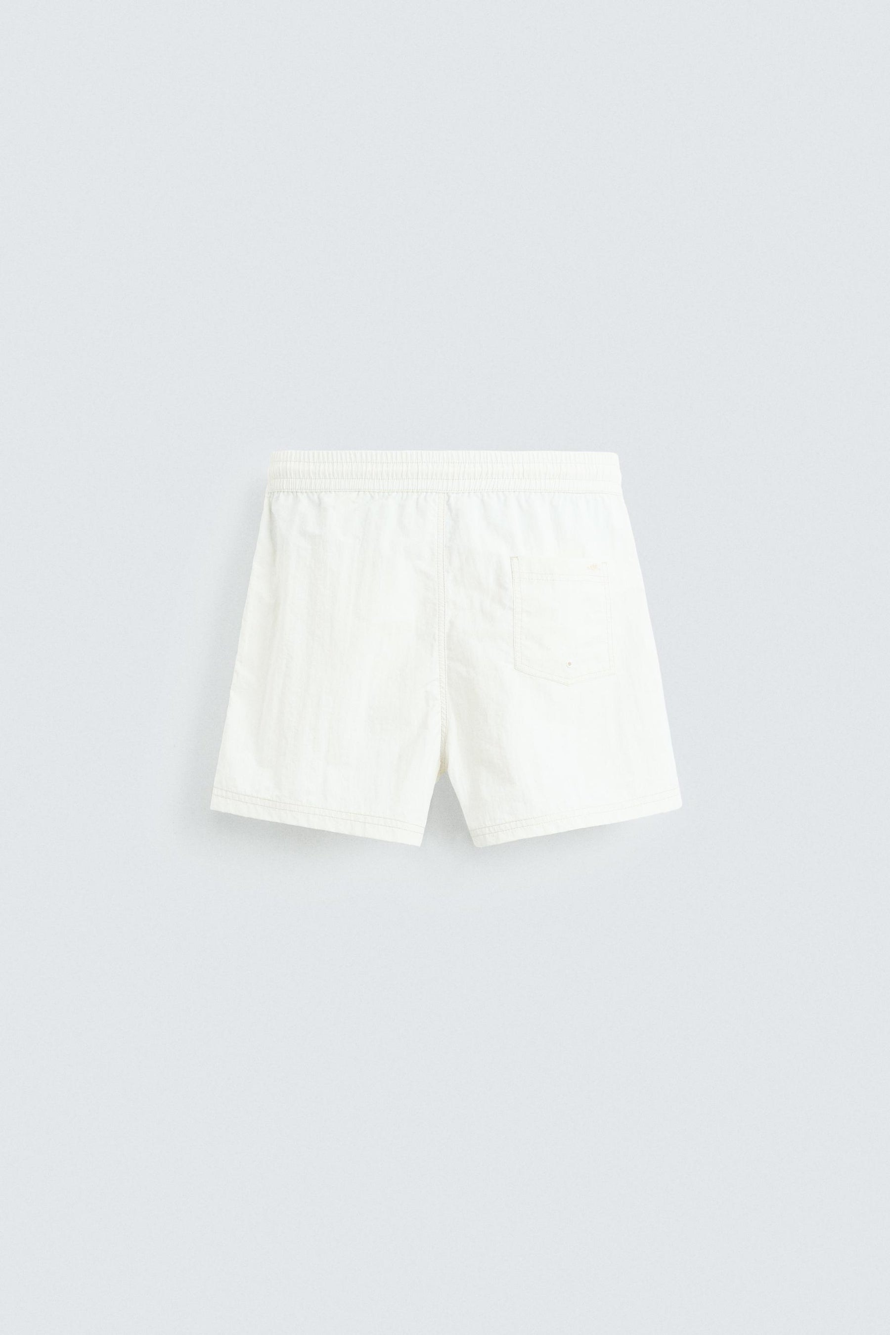CONTRAST MID-LENGTH SWIMMING TRUNKS - Image 6