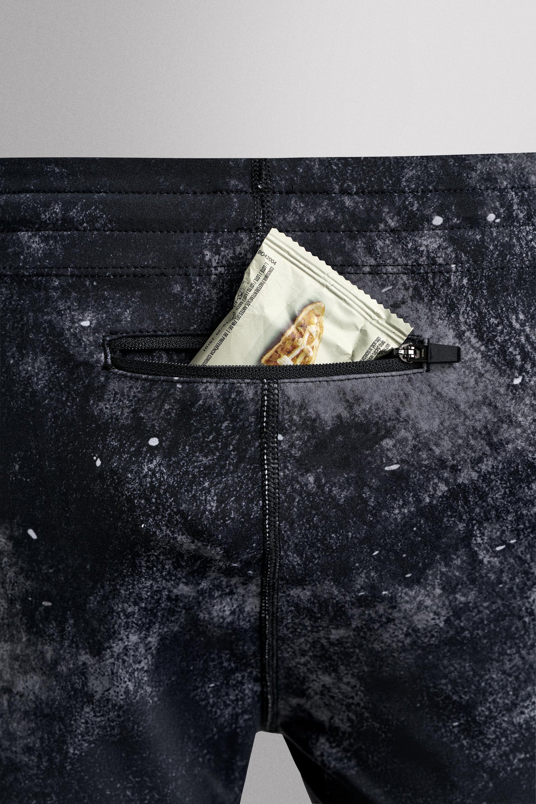 ABSTRACT PRINT RUNNING TIGHTS - Image 10