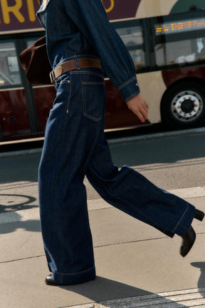 Straight High-Waist Jeans