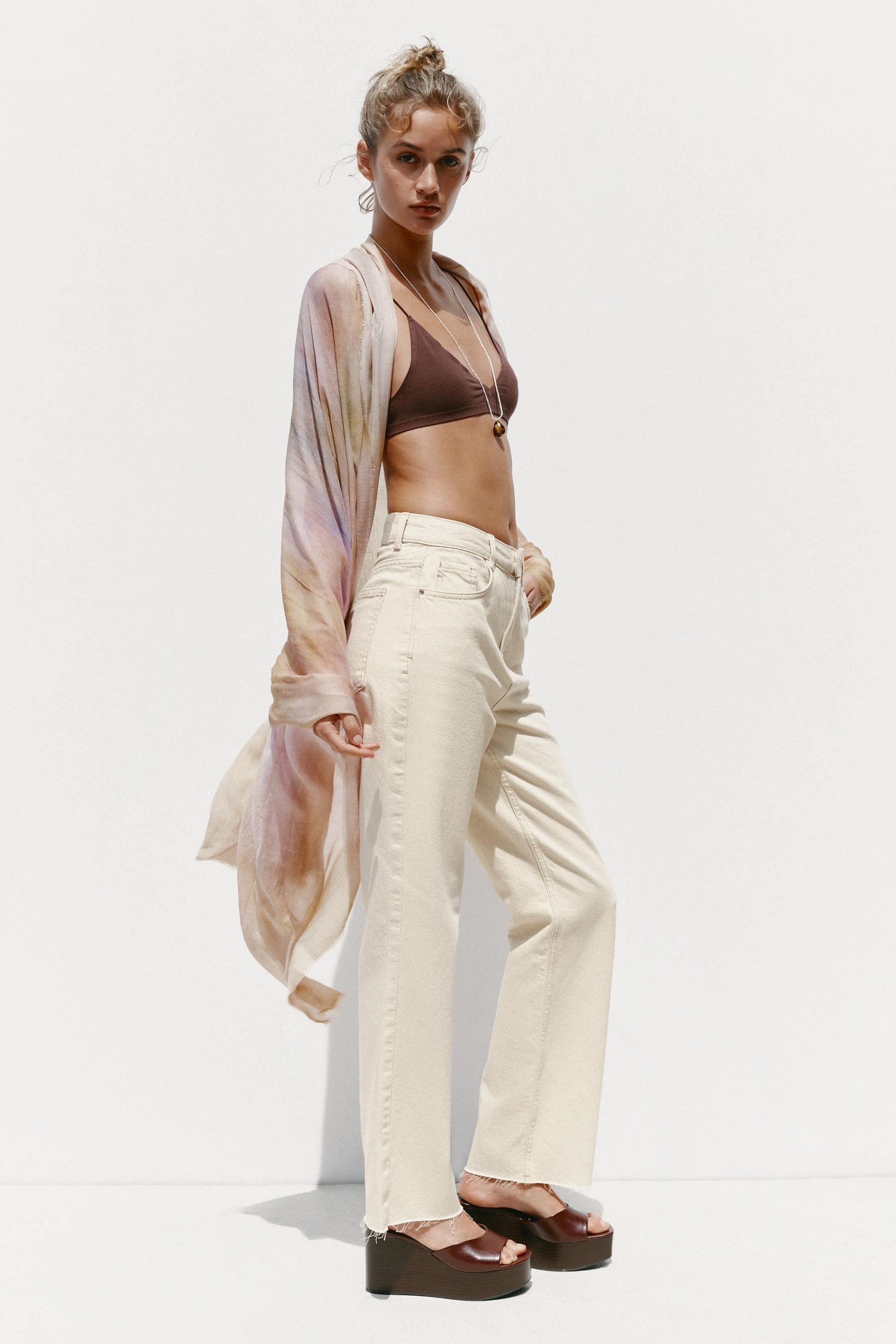 STRAIGHT ANKLE HIGH-WAIST JEANS