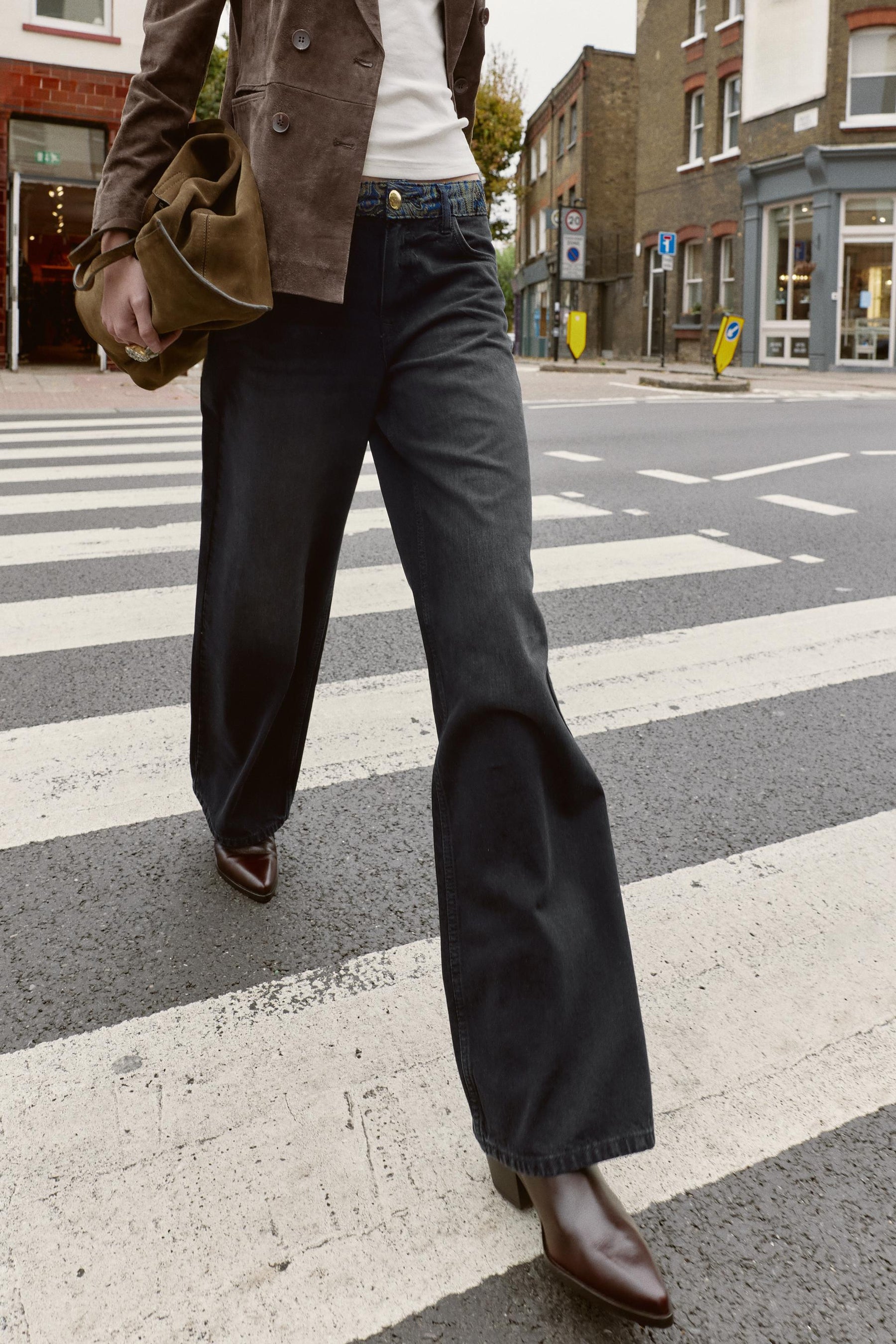 Mid-Waist Jacquard Jeans