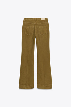 High-Waist Jeans with Pockets