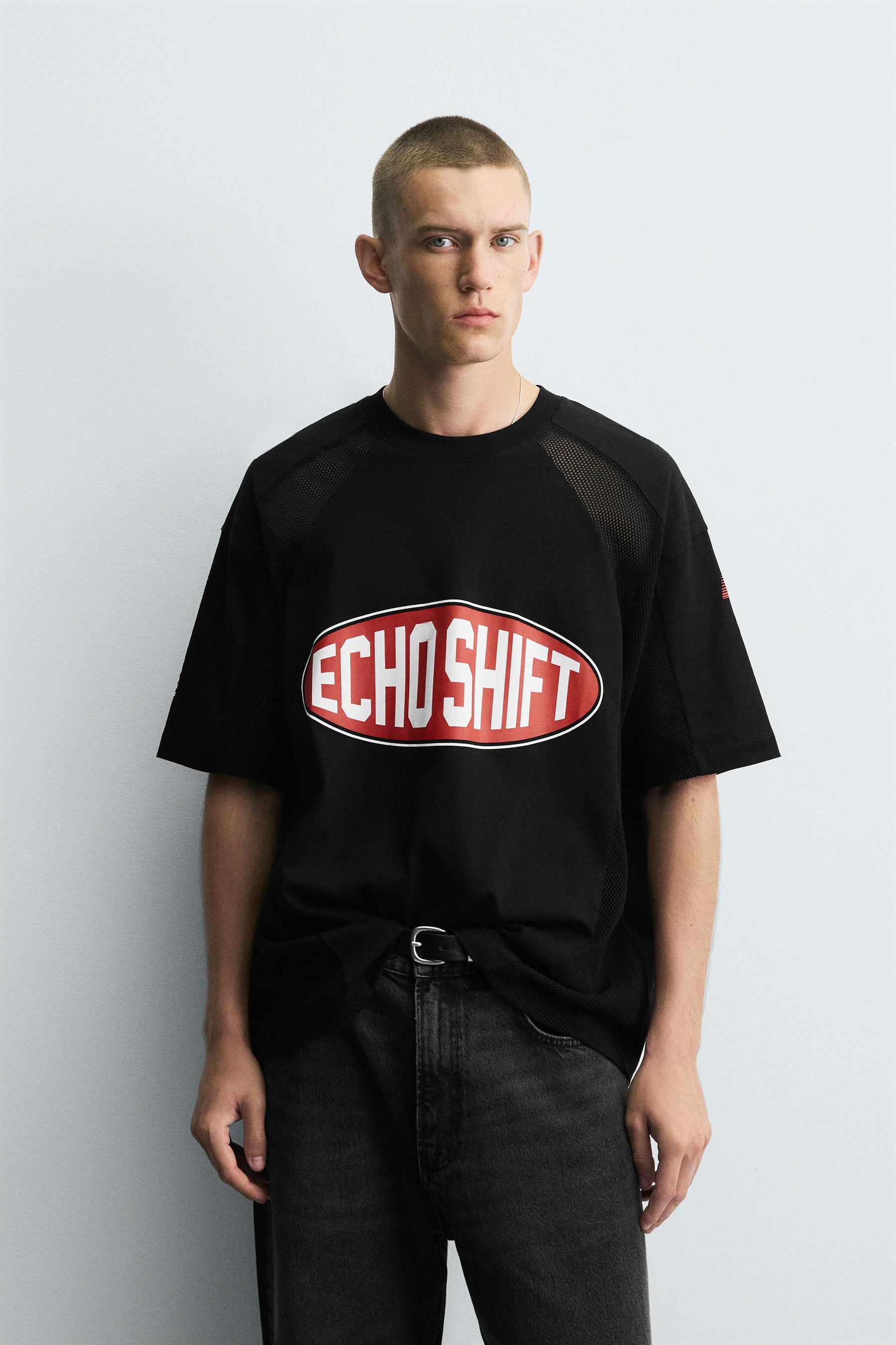 T-SHIRT WITH CONTRAST GRAPHICS - Image 2