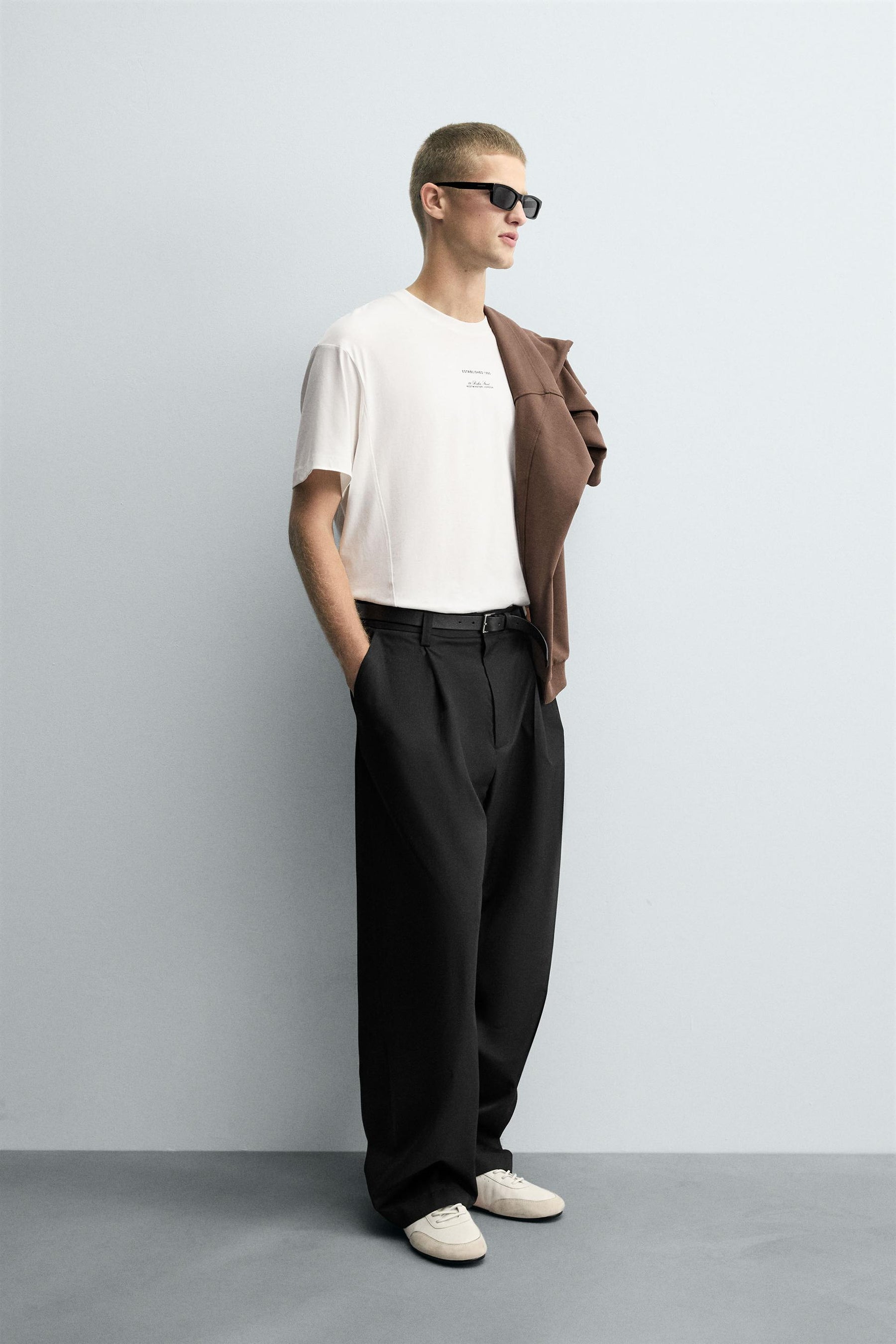 T-SHIRT WITH CONTRAST LABELS - Image 4