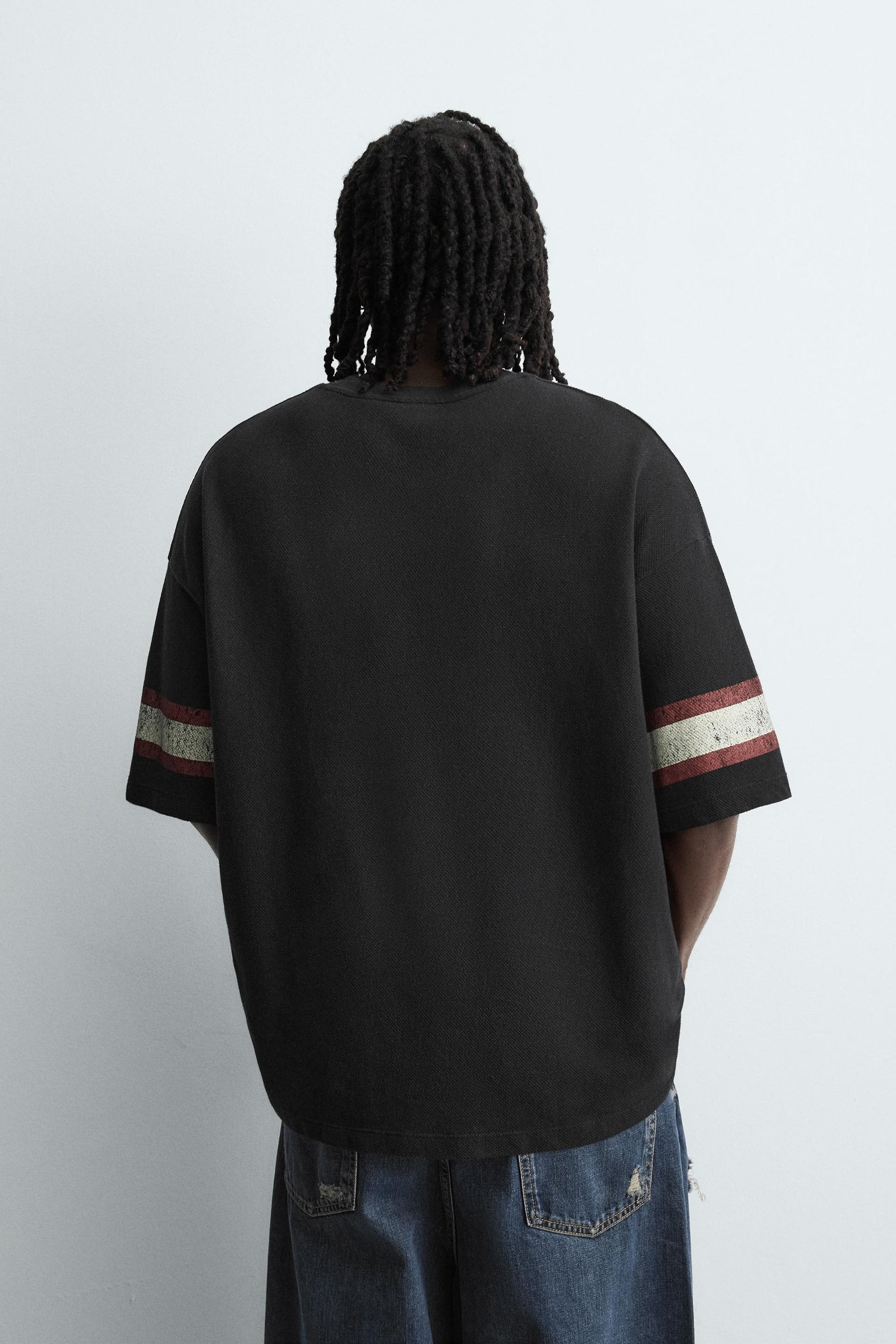 OVERSIZED VARSITY T-SHIRT - Image 3