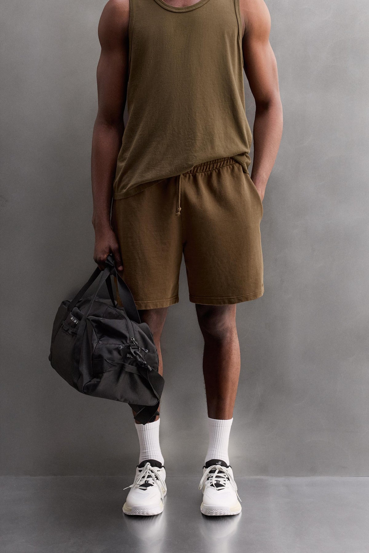 JOGGER SHORTS - Image 2