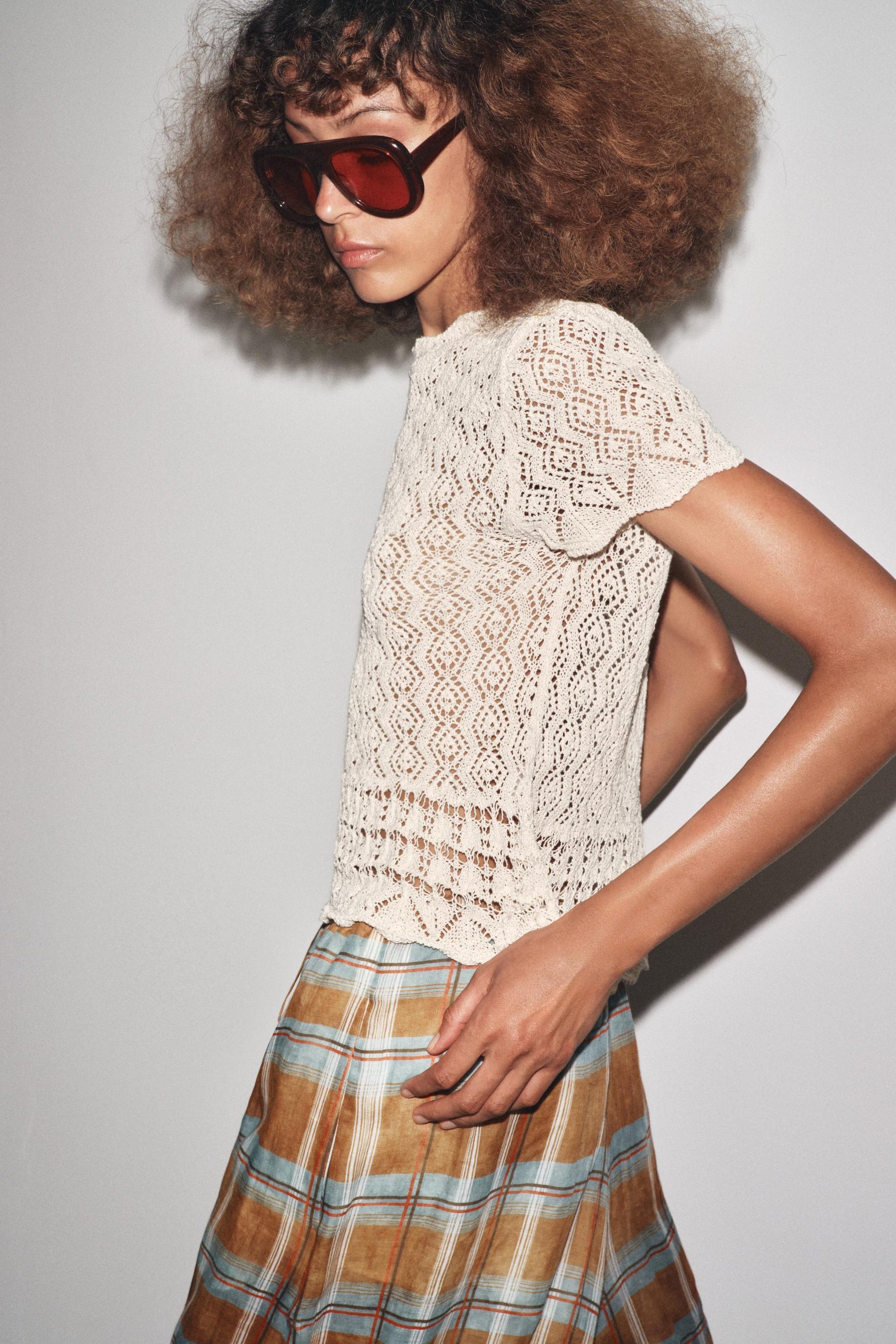 SHORT SLEEVE POINTELLE KNIT TOP - Image 5