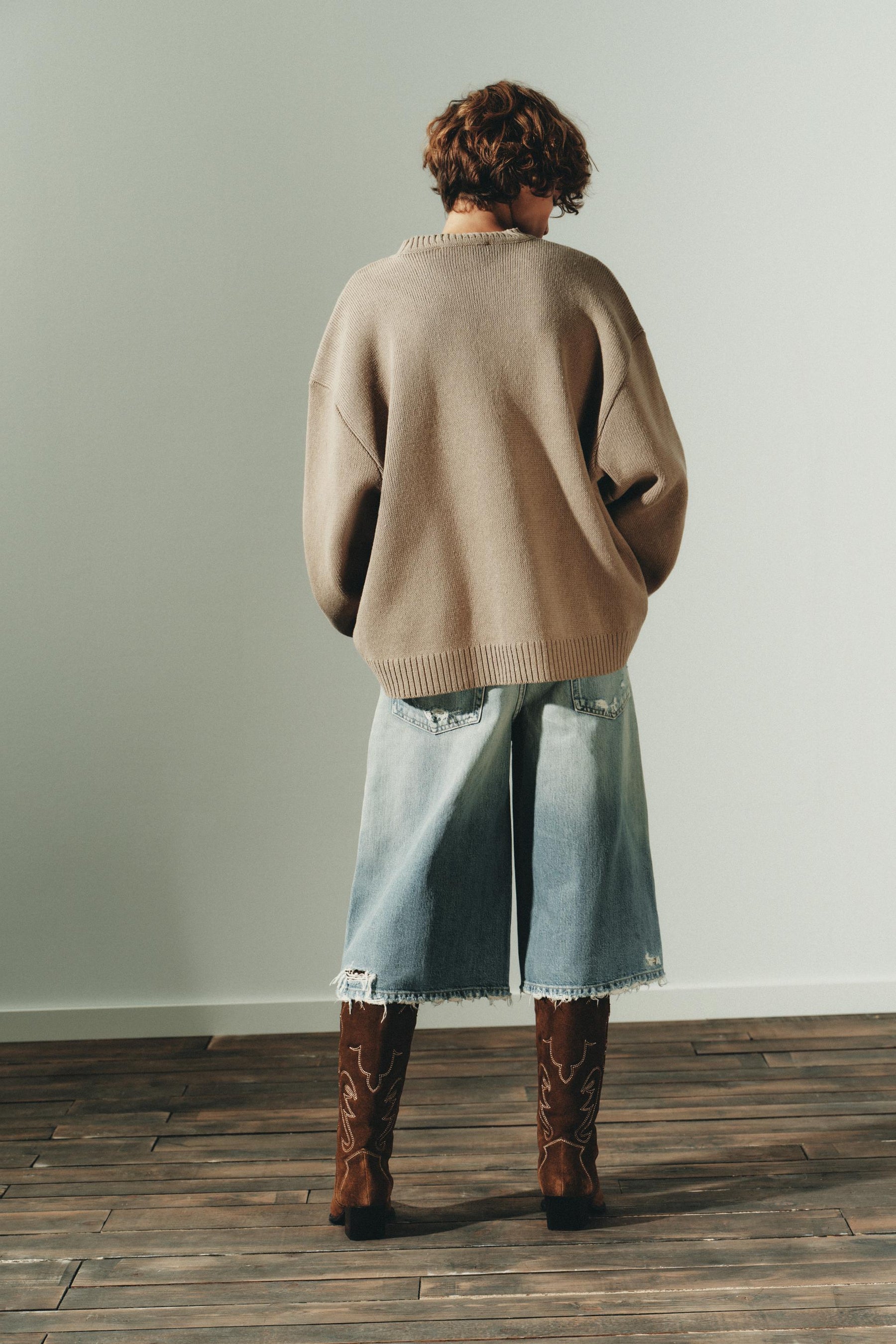 OVERSIZED KNIT JUMPER