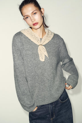 JUMPER WITH CONTRAST HANDKERCHIEF - Image 2