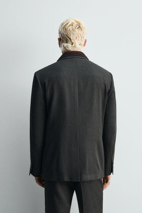 LIMITED EDITION TEXTURED BLAZER - Image 3