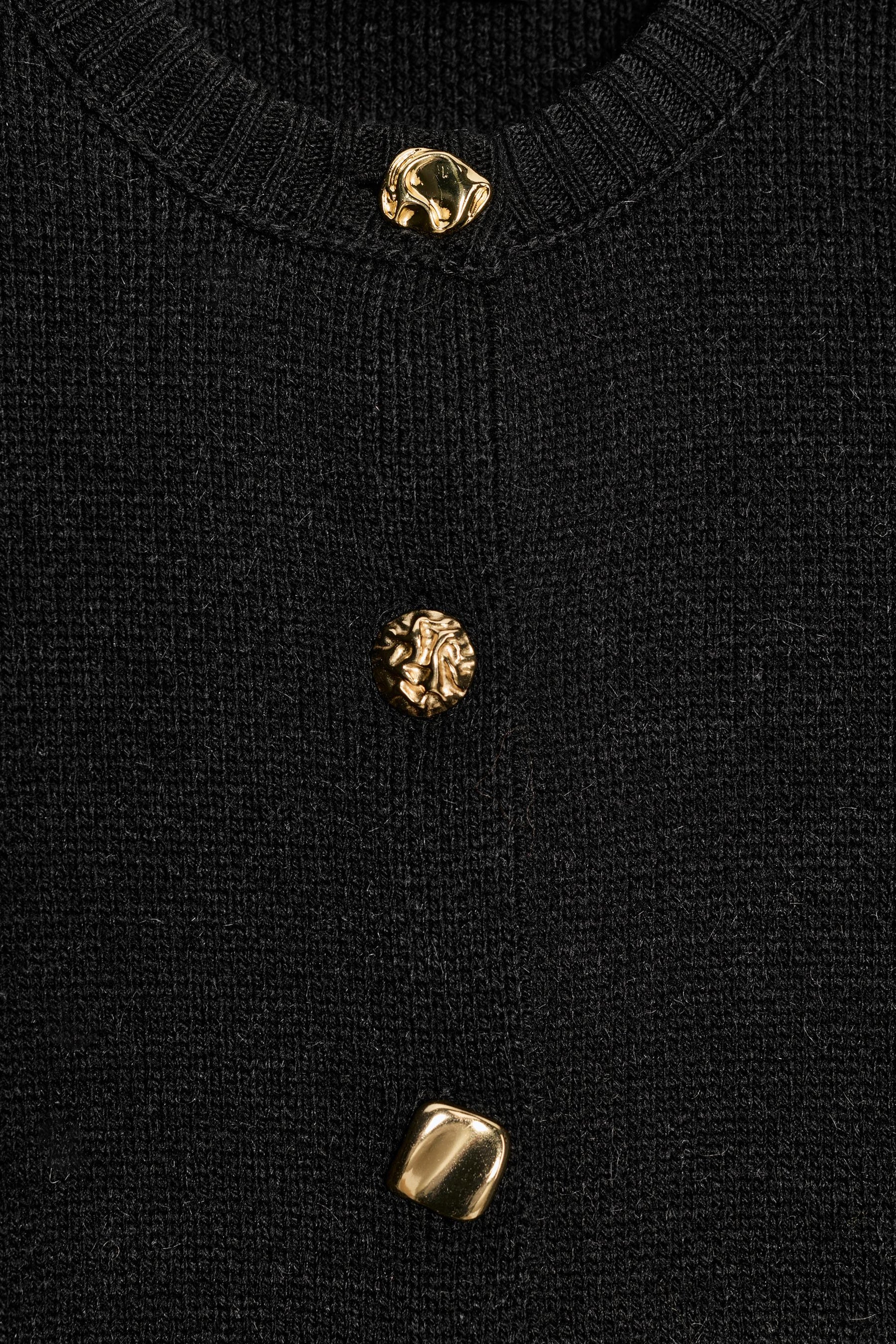 Knit Cardigan with Shoulder