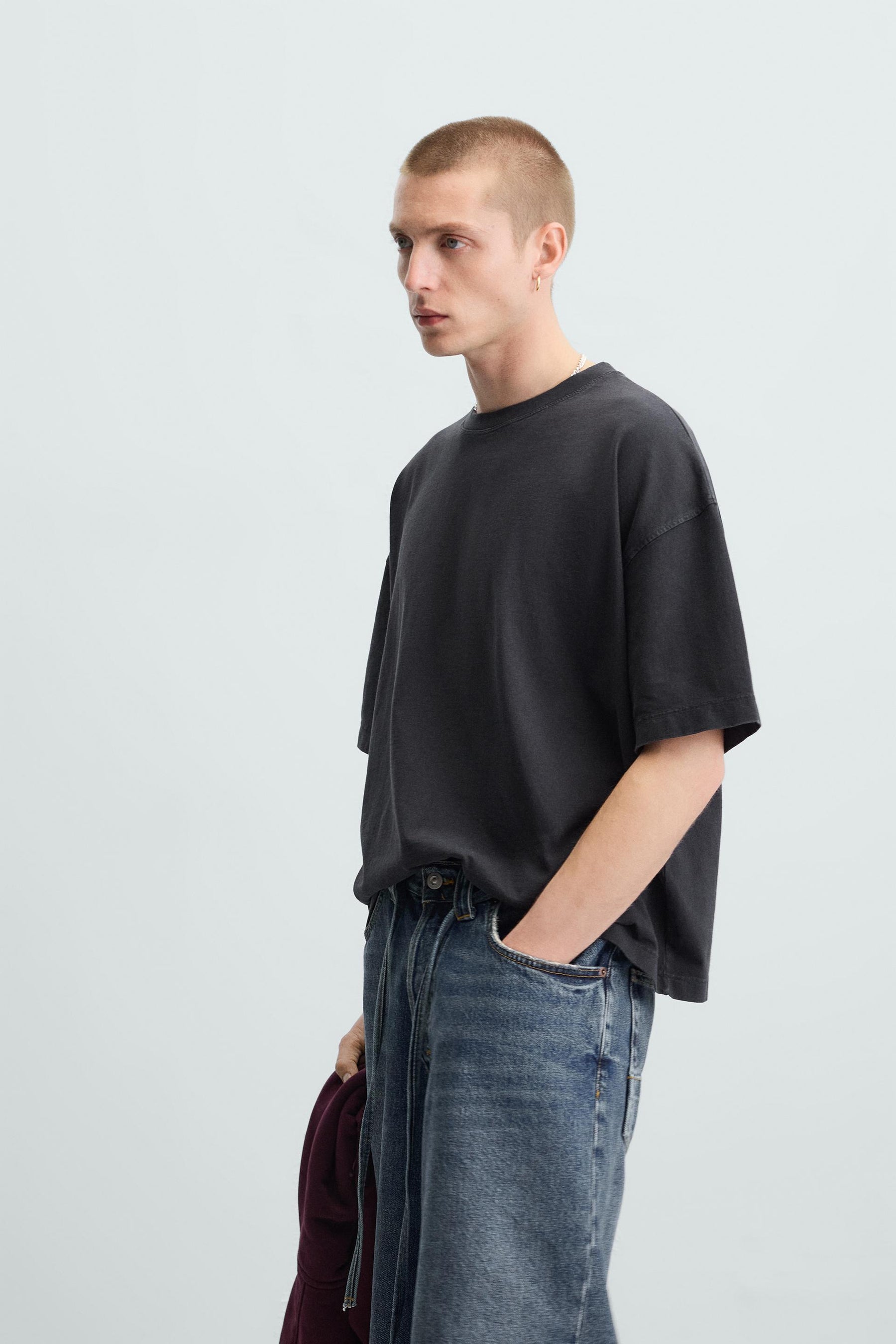 LIGHT WEIGHT WASHED BOXY FIT T-SHIRT - Image 5