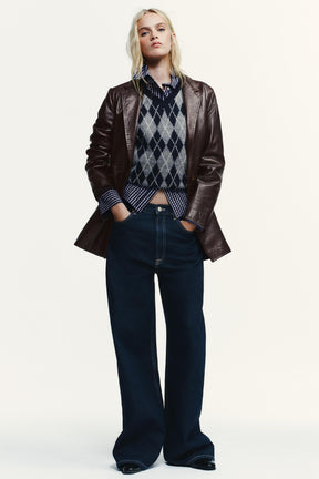 High-waist wide-leg jeans