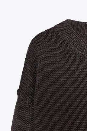 KNIT JUMPER WITH SEAMS