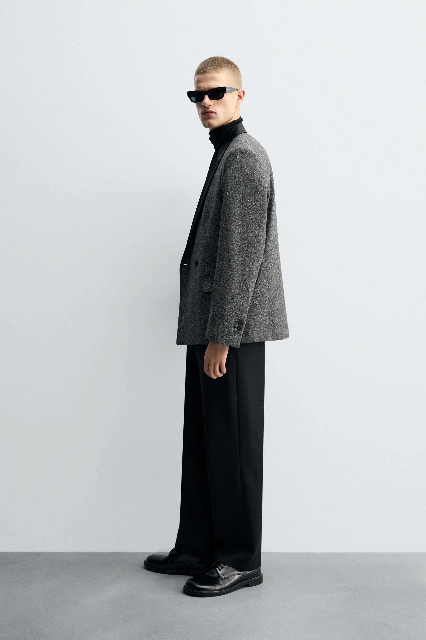 CONTRAST TEXTURED DOUBLE-BREASTED BLAZER - Image 4